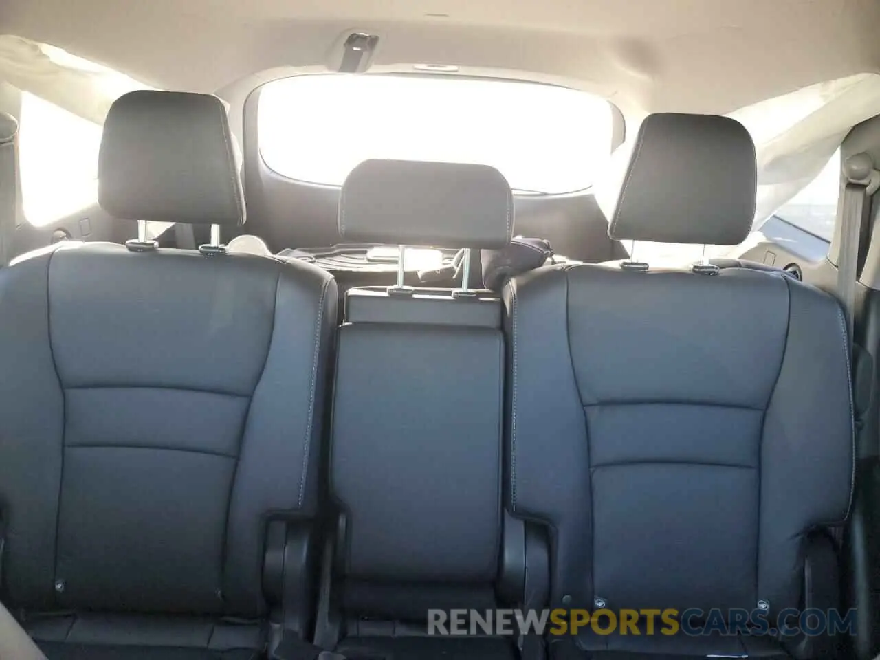 10 fotografías del automóvil dañado 5FNYF5H28NB009445 HONDA PILOT 2022