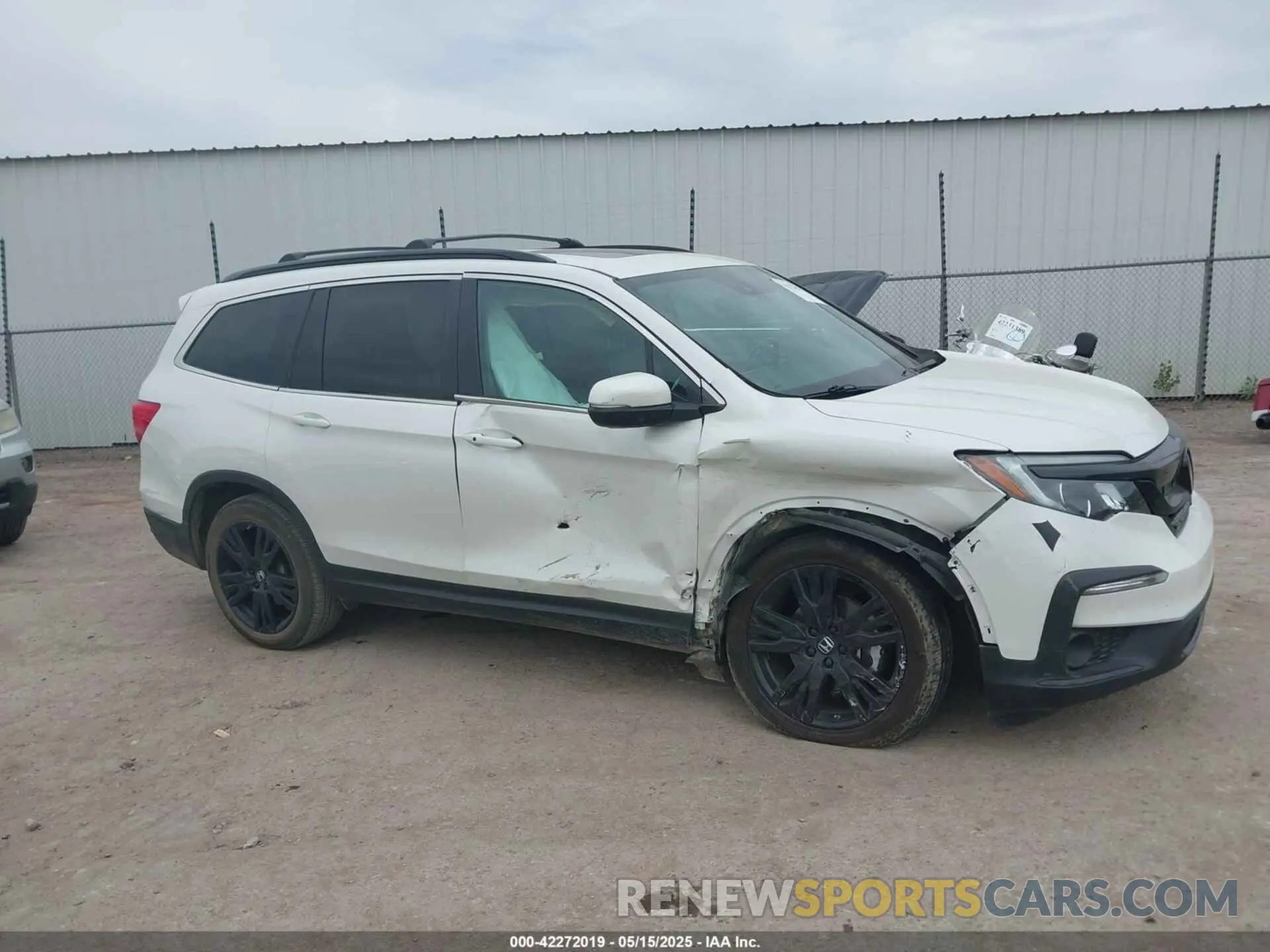 14 fotografías del automóvil dañado 5FNYF5H28NB018579 HONDA PILOT 2022