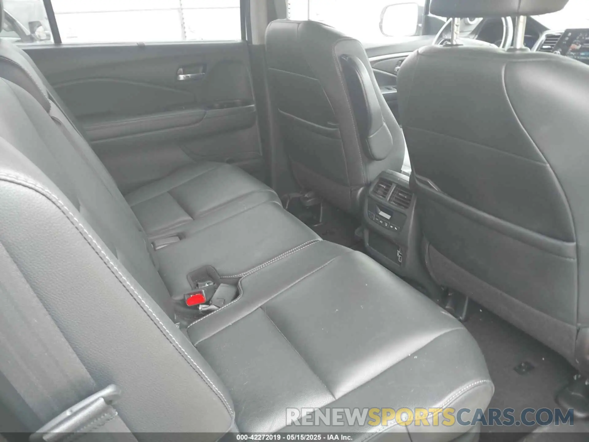 8 fotografías del automóvil dañado 5FNYF5H28NB018579 HONDA PILOT 2022