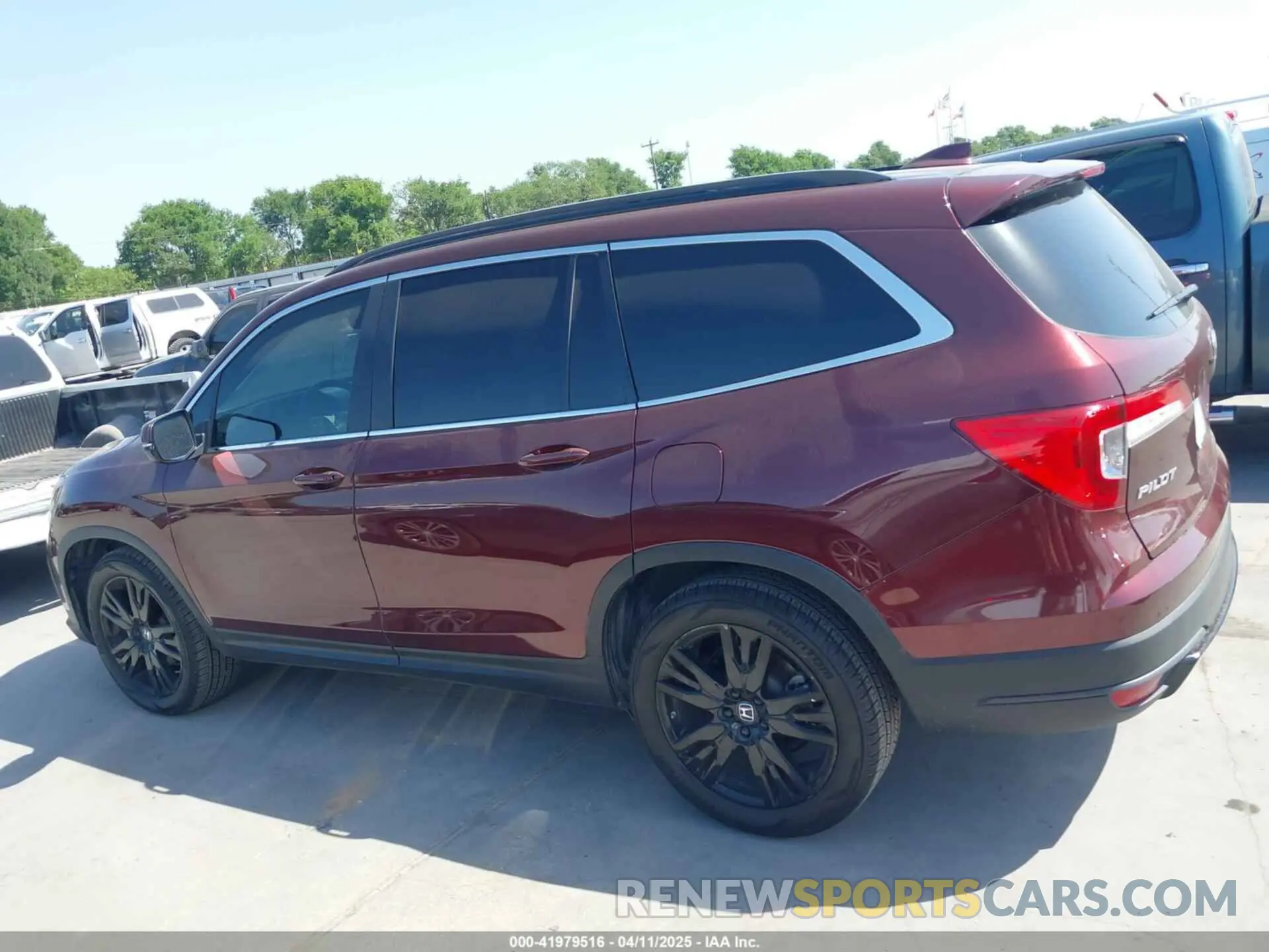 14 fotografías del automóvil dañado 5FNYF5H28NB031025 HONDA PILOT 2022