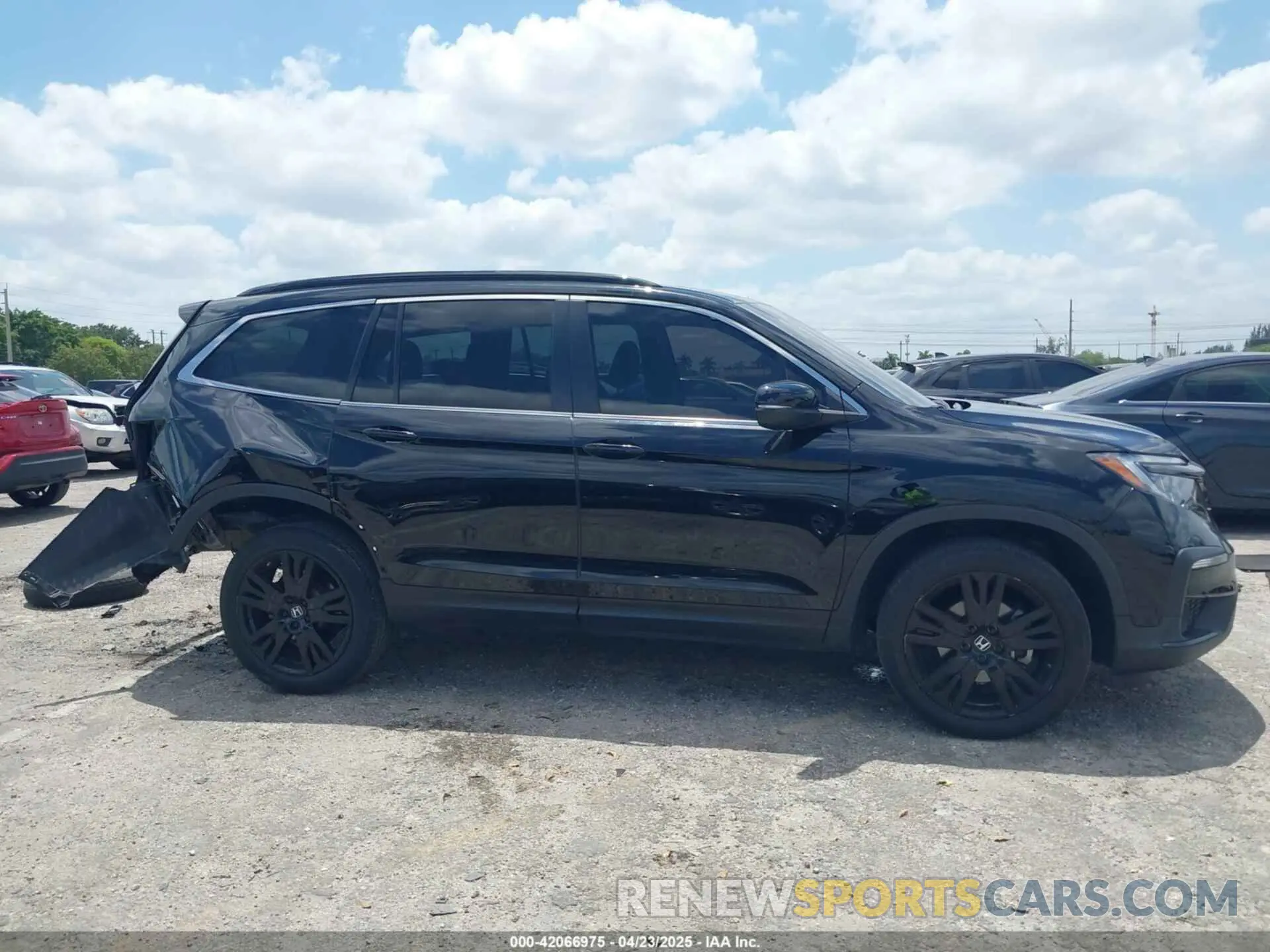 14 fotografías del automóvil dañado 5FNYF5H28NB031266 HONDA PILOT 2022