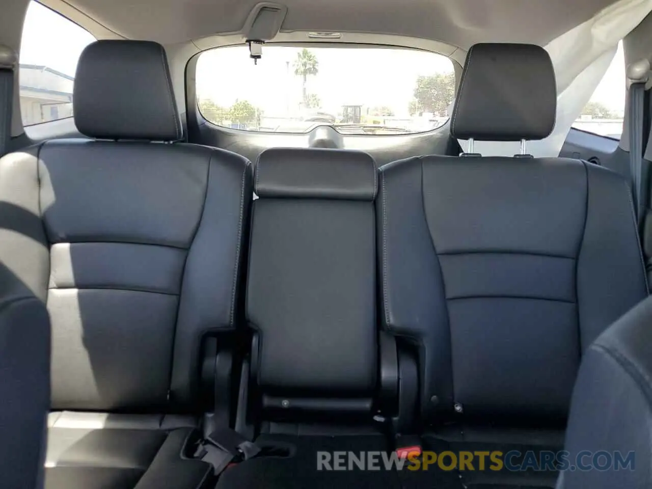 10 fotografías del automóvil dañado 5FNYF5H29NB030028 HONDA PILOT 2022