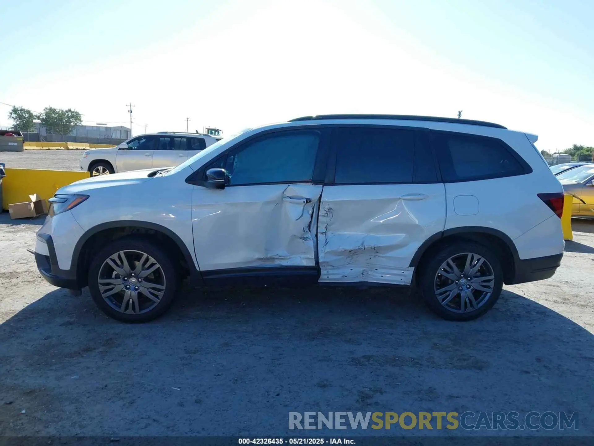 15 fotografías del automóvil dañado 5FNYF5H35NB007547 HONDA PILOT 2022
