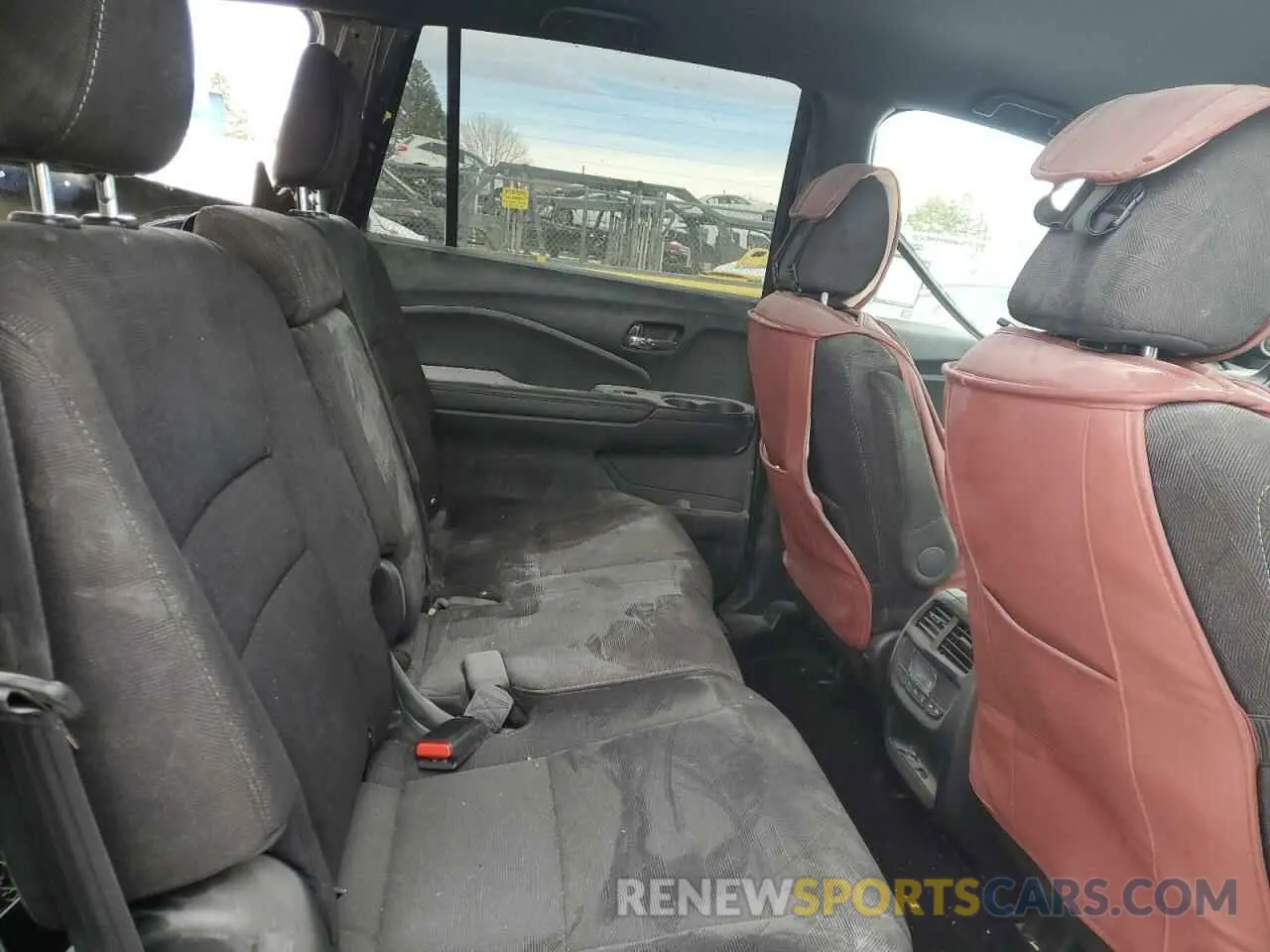 11 fotografías del automóvil dañado 5FNYF5H38NB019787 HONDA PILOT 2022