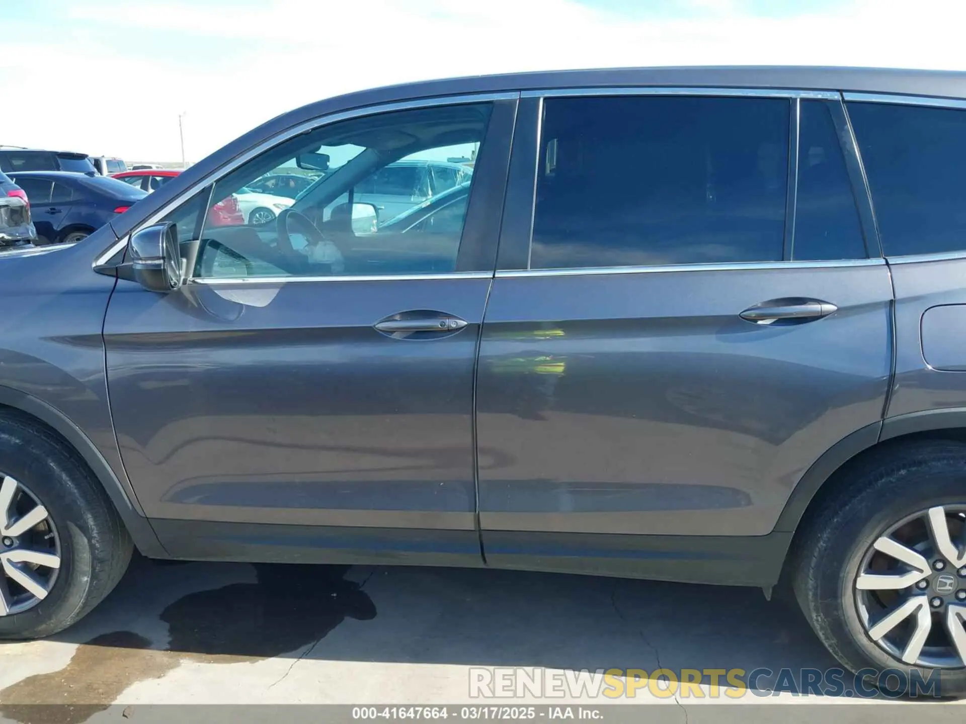 15 fotografías del automóvil dañado 5FNYF5H54NB036328 HONDA PILOT 2022