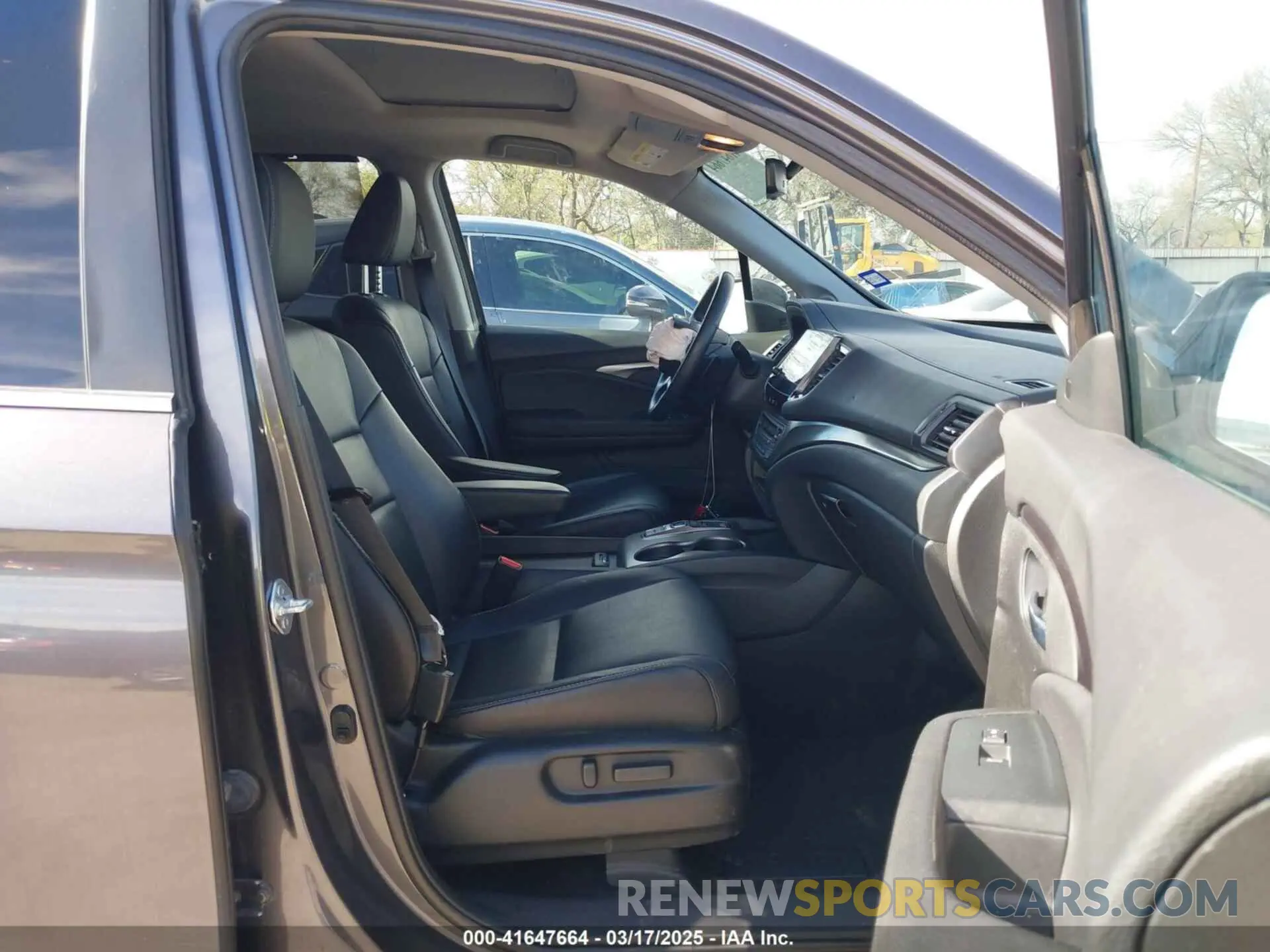 5 fotografías del automóvil dañado 5FNYF5H54NB036328 HONDA PILOT 2022