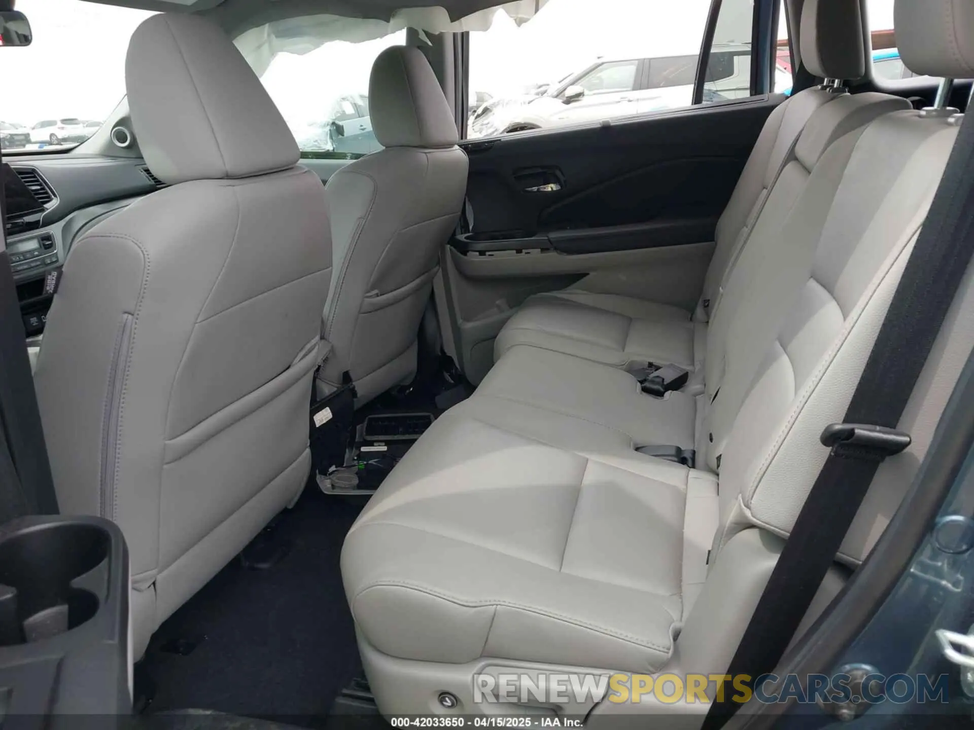8 fotografías del automóvil dañado 5FNYF5H56NB008417 HONDA PILOT 2022