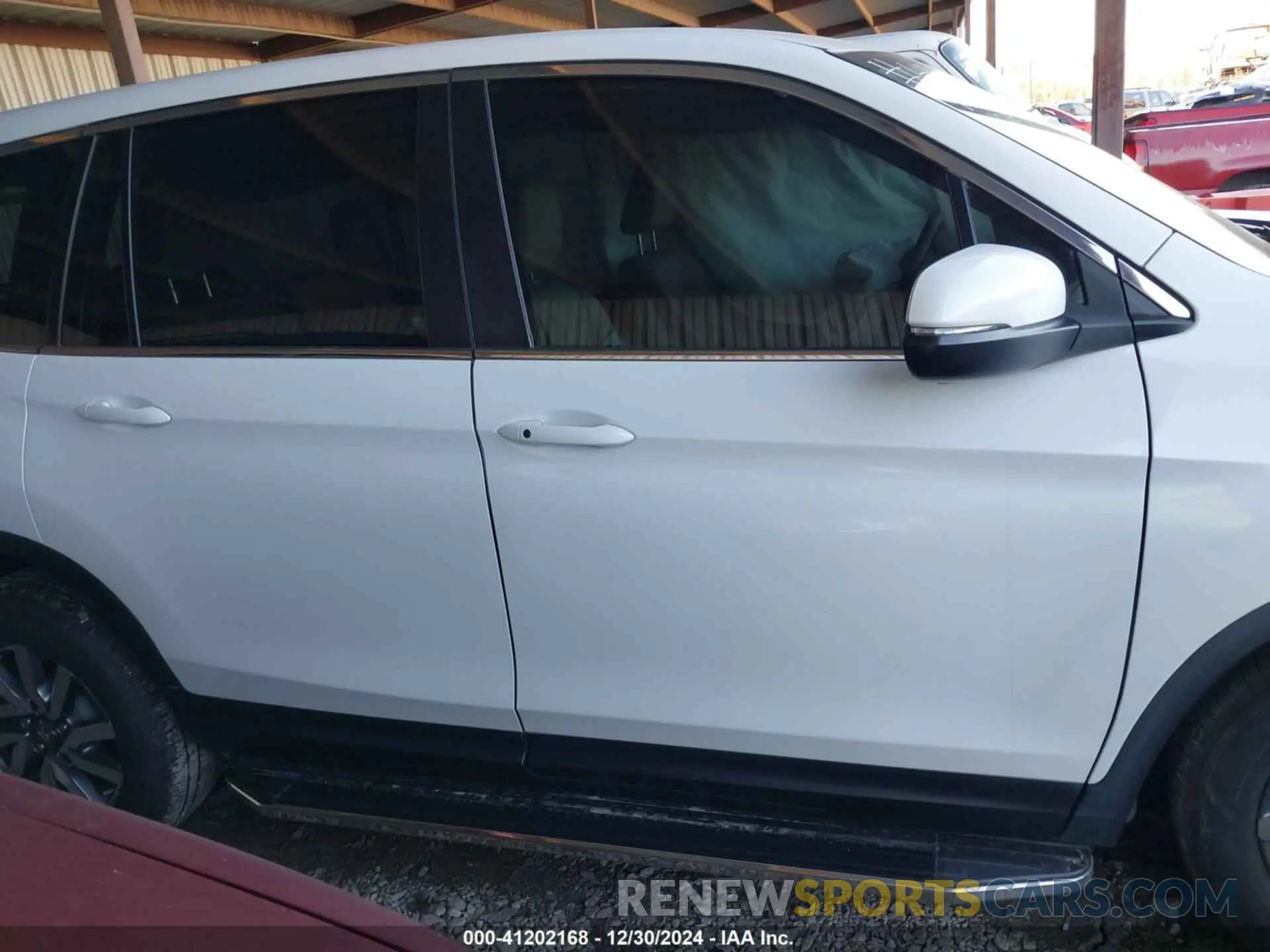 13 fotografías del automóvil dañado 5FNYF5H56NB011849 HONDA PILOT 2022
