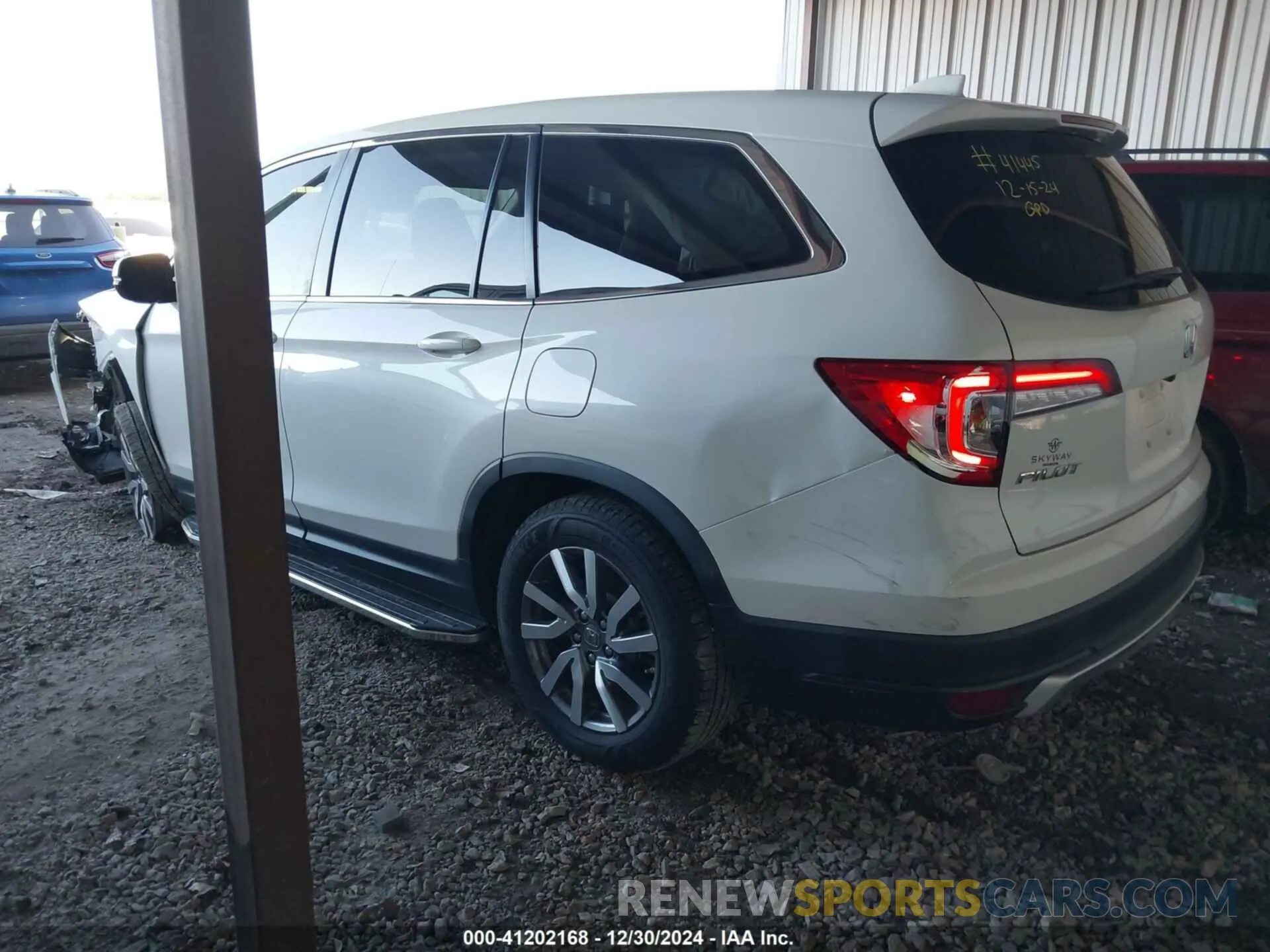 3 fotografías del automóvil dañado 5FNYF5H56NB011849 HONDA PILOT 2022