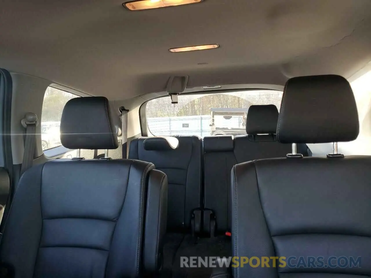 10 fotografías del automóvil dañado 5FNYF5H69NB031537 HONDA PILOT 2022