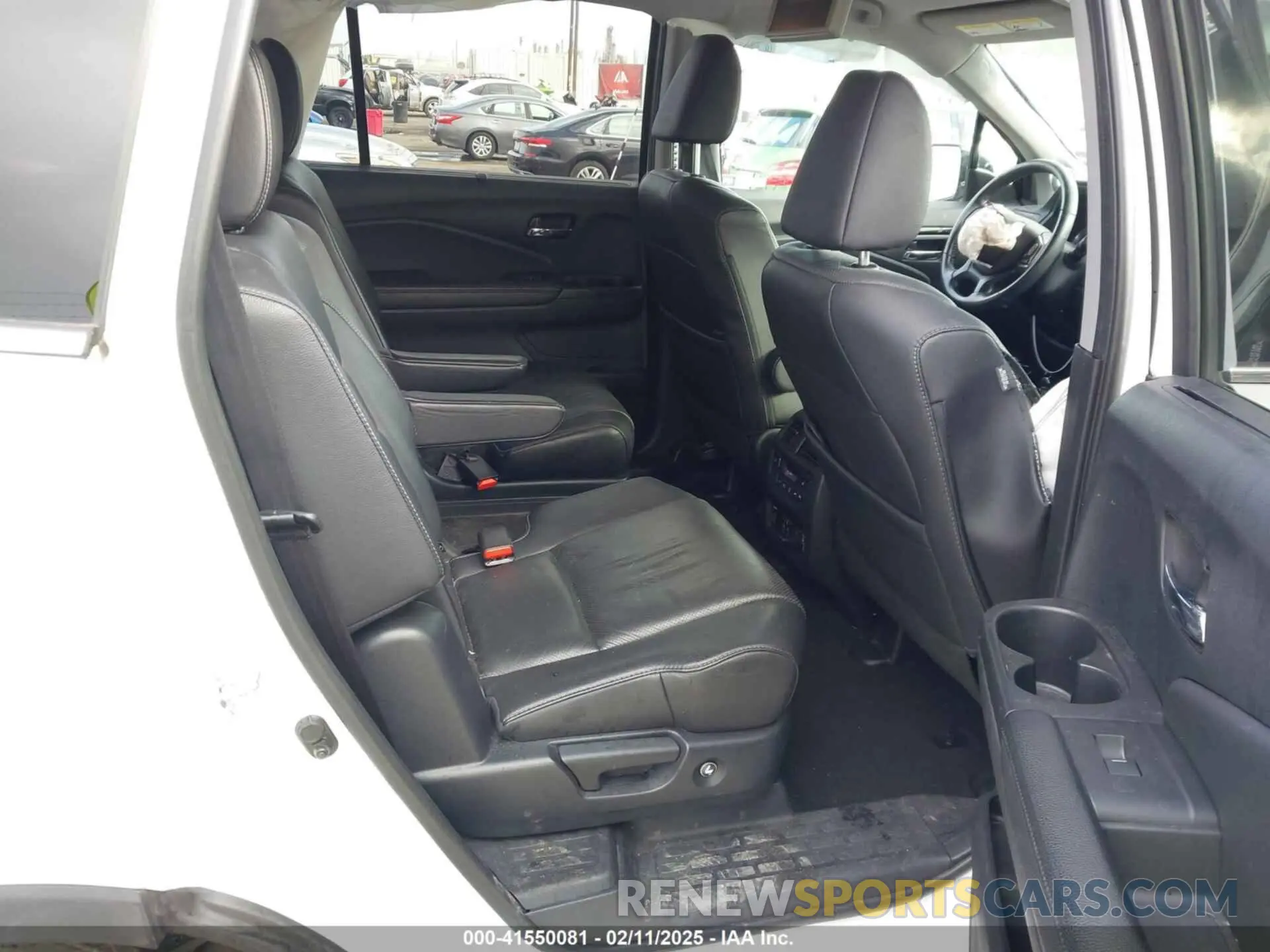 8 fotografías del automóvil dañado 5FNYF6H02NB043594 HONDA PILOT 2022