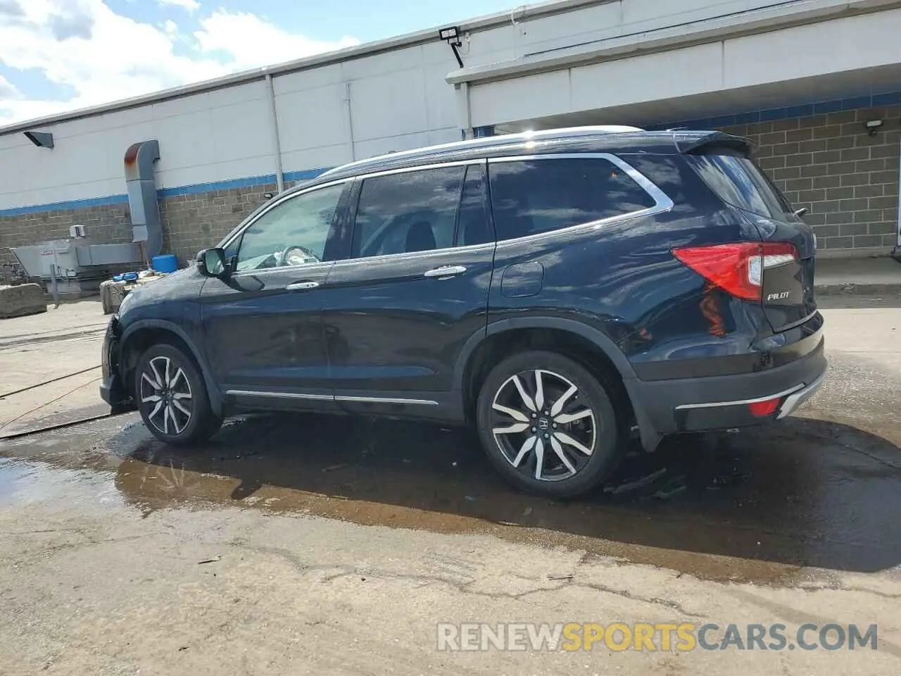 2 fotografías del automóvil dañado 5FNYF6H06NB030069 HONDA PILOT 2022