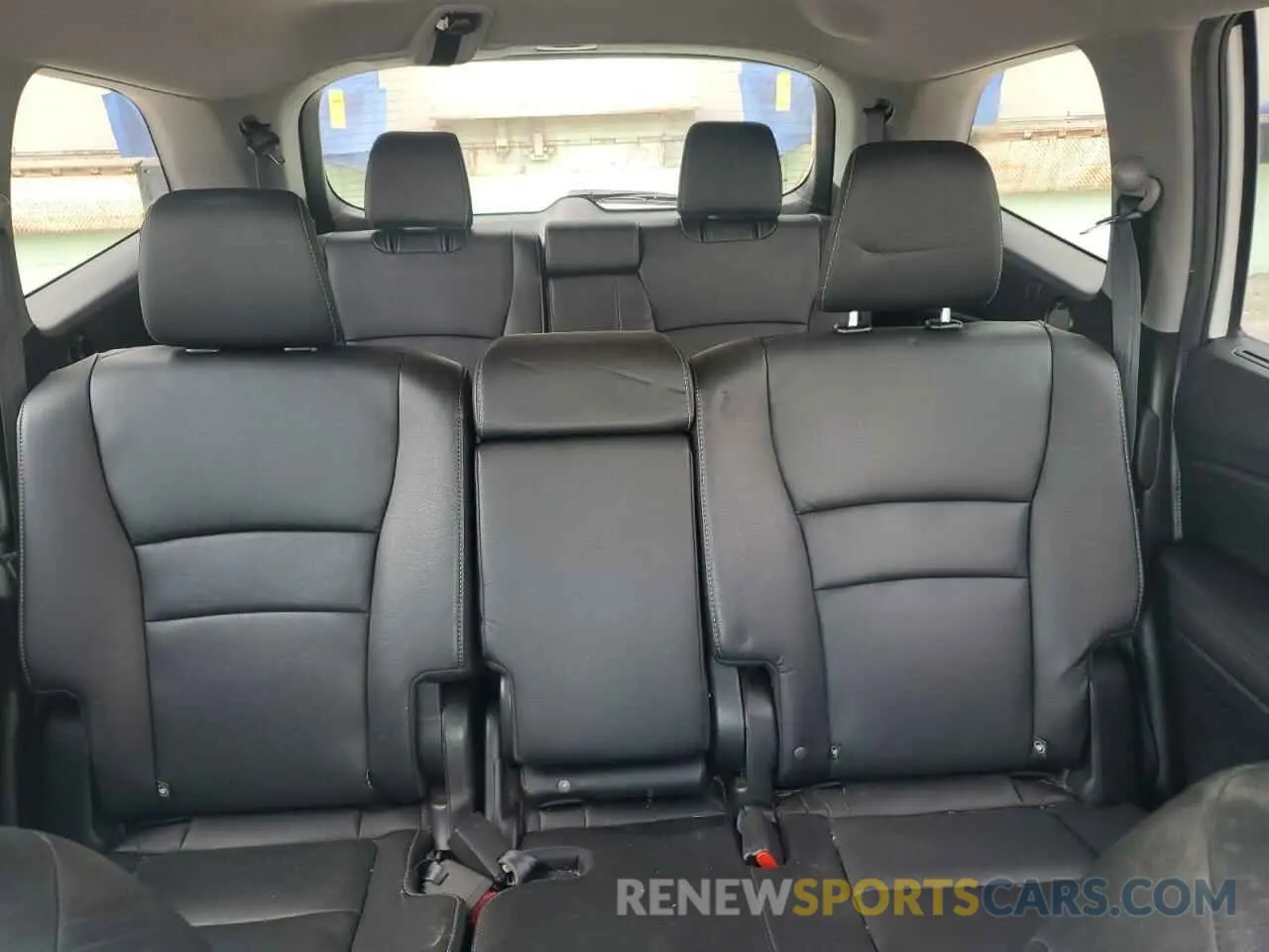 10 fotografías del automóvil dañado 5FNYF6H20NB003323 HONDA PILOT 2022