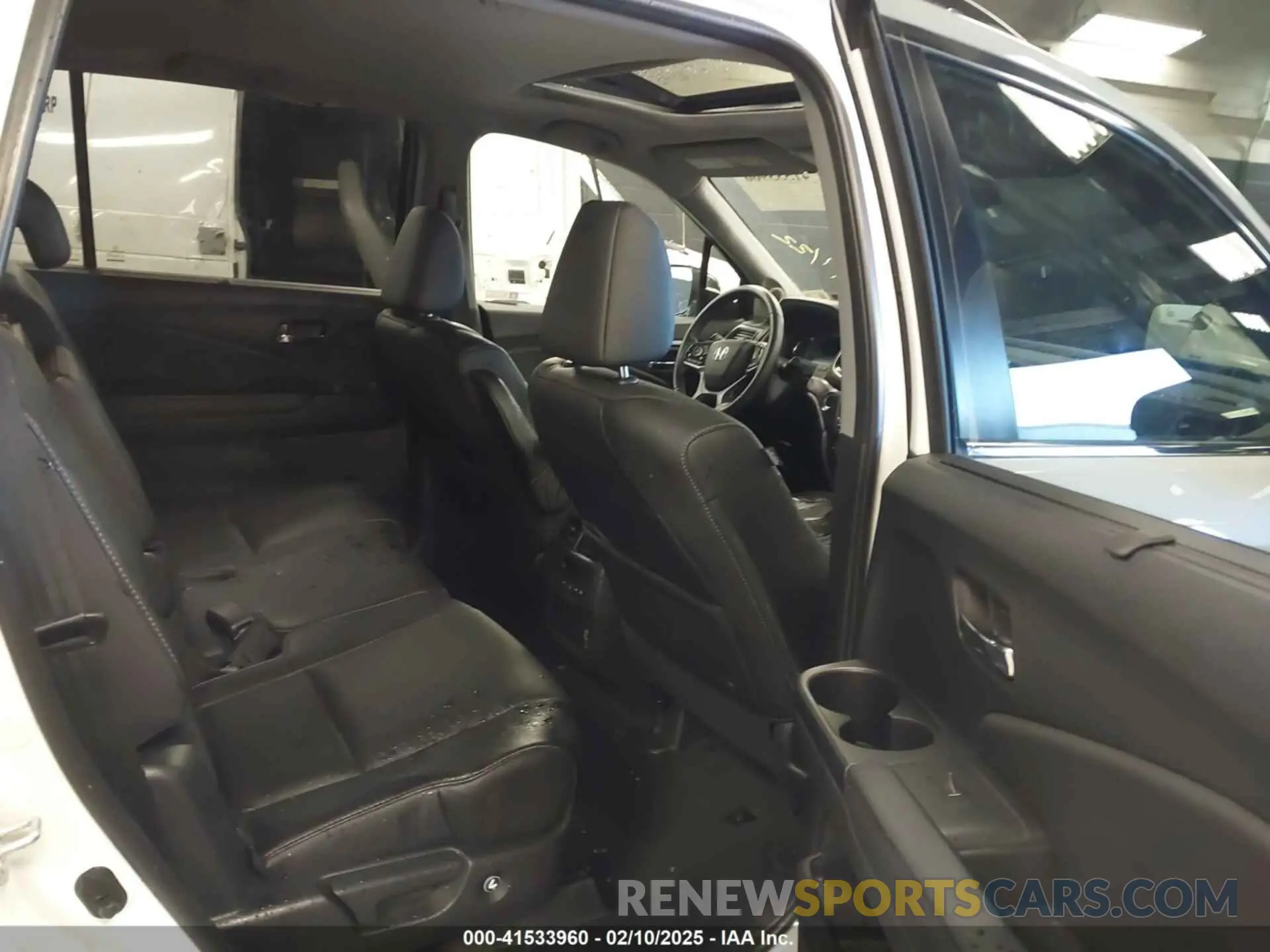 8 fotografías del automóvil dañado 5FNYF6H20NB069628 HONDA PILOT 2022