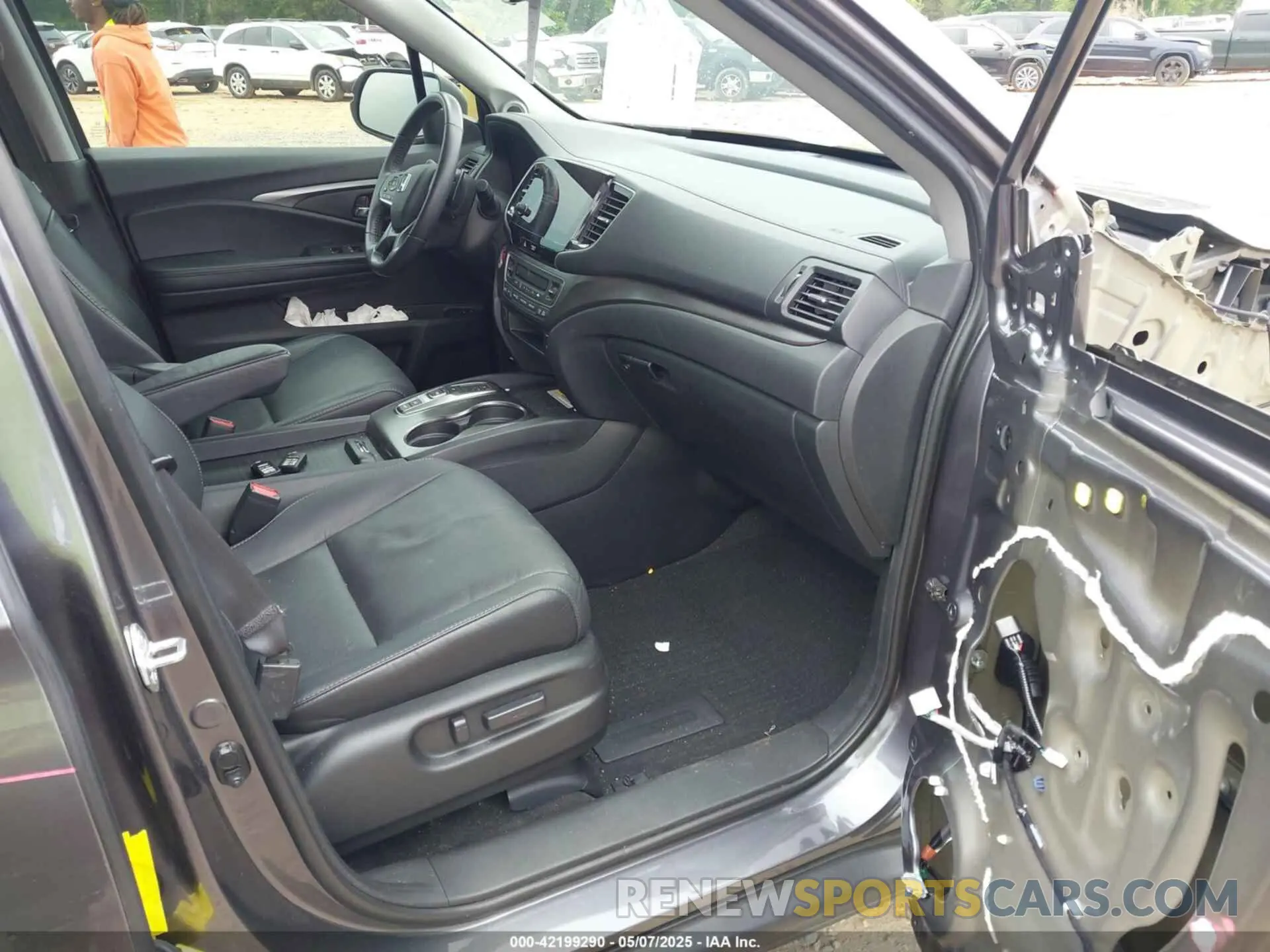 5 fotografías del automóvil dañado 5FNYF6H21NB096658 HONDA PILOT 2022