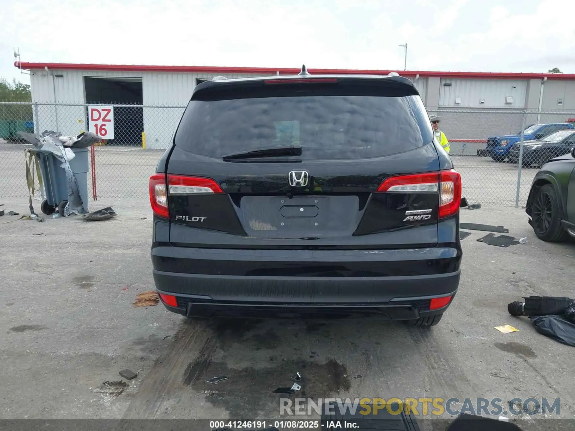 16 fotografías del automóvil dañado 5FNYF6H24NB098940 HONDA PILOT 2022