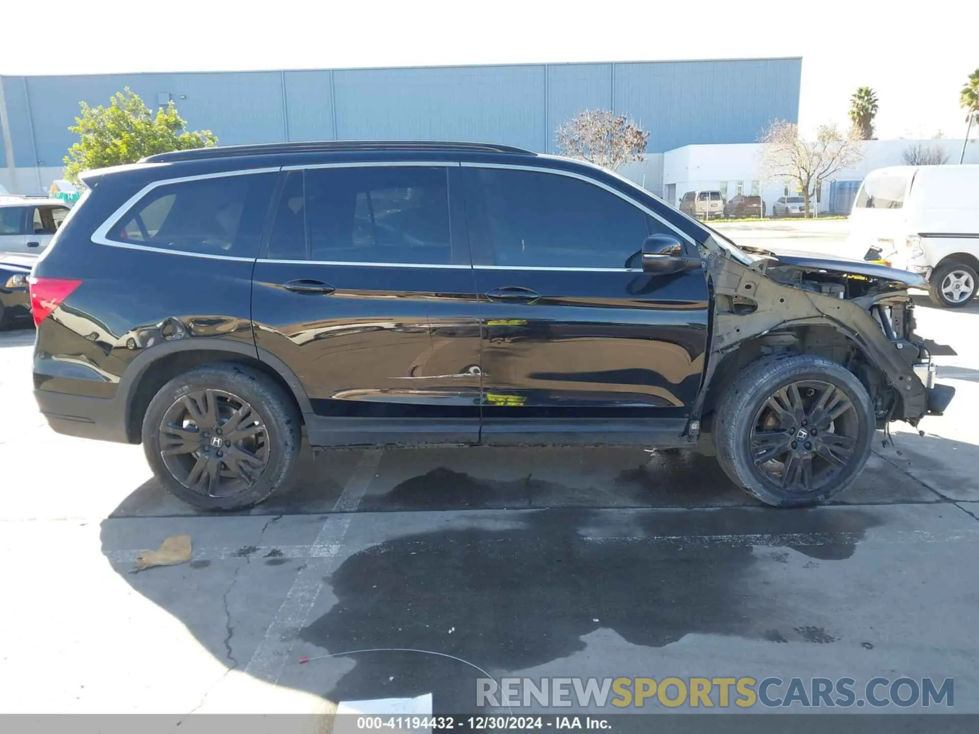 14 fotografías del automóvil dañado 5FNYF6H26NB102339 HONDA PILOT 2022