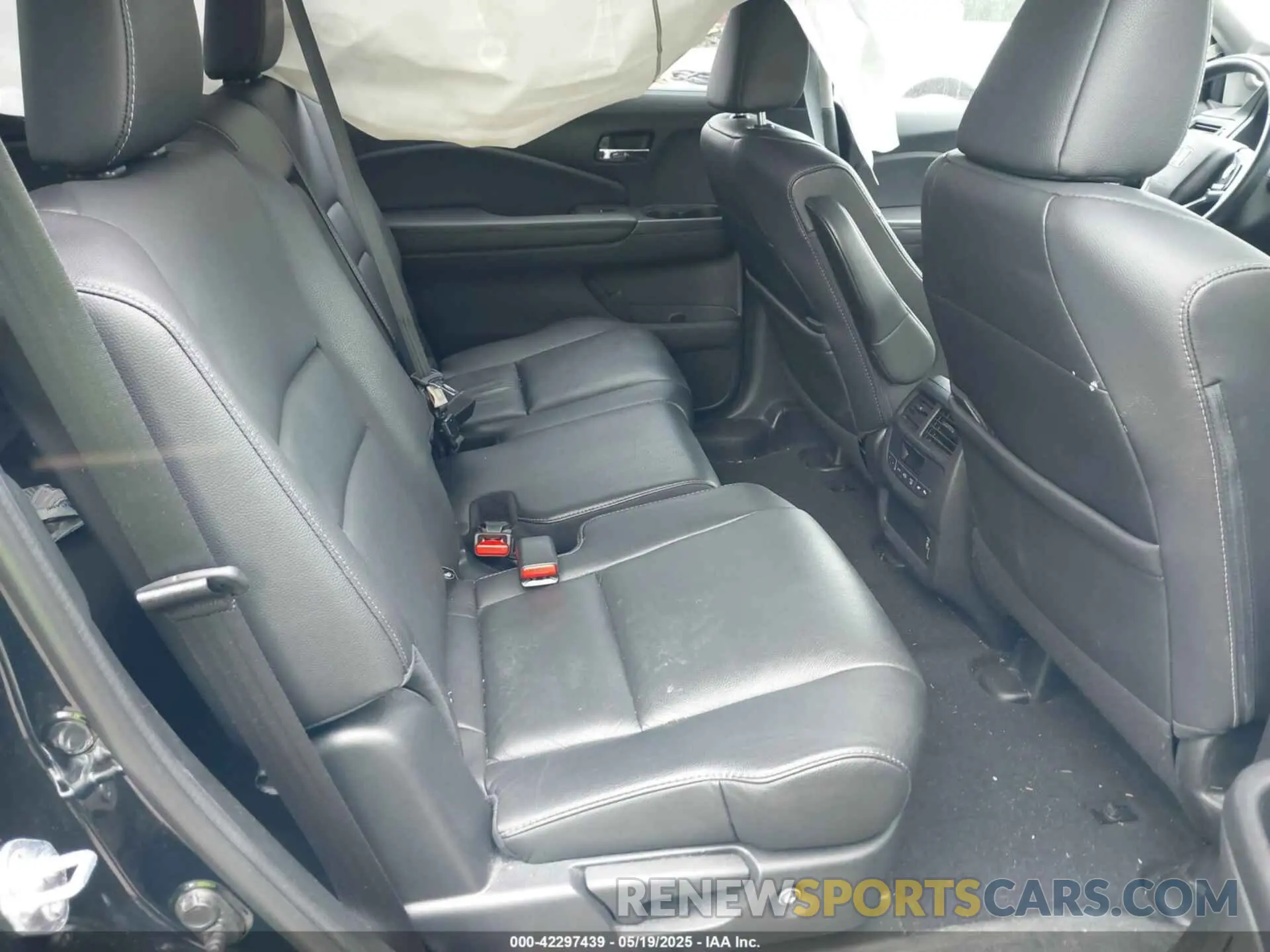 8 fotografías del automóvil dañado 5FNYF6H27NB005196 HONDA PILOT 2022
