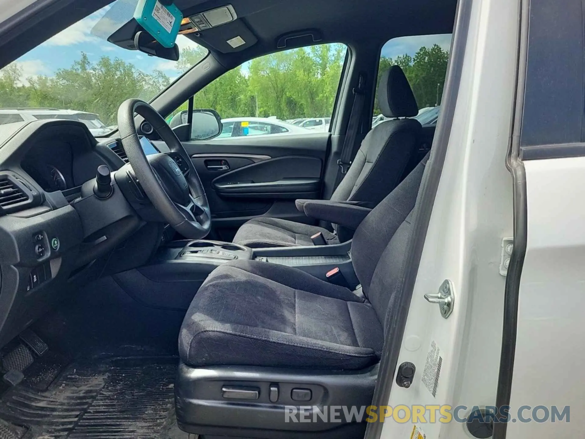 26 fotografías del automóvil dañado 5FNYF6H38NB082894 HONDA PILOT 2022