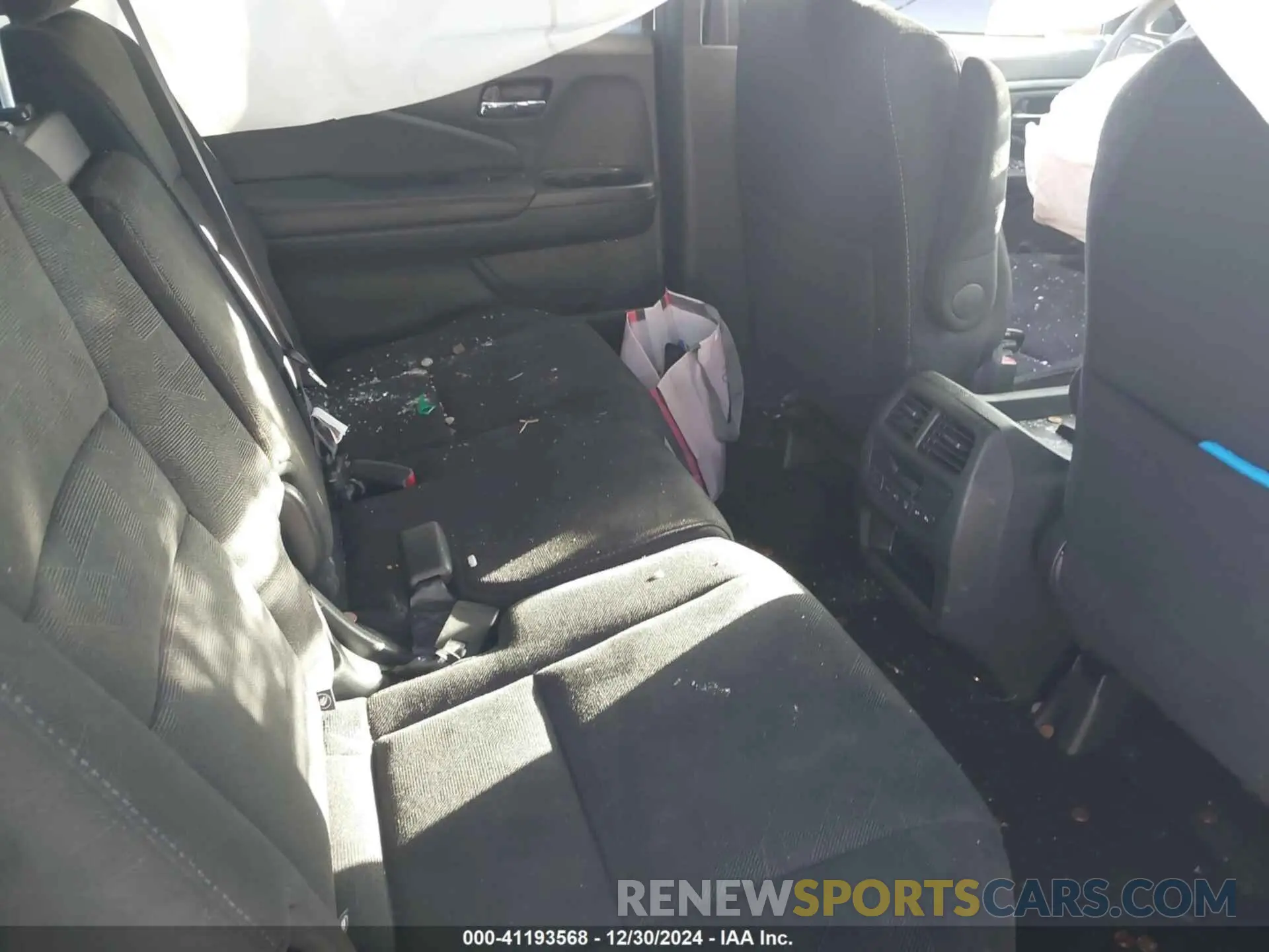 8 fotografías del automóvil dañado 5FNYF6H38NB099307 HONDA PILOT 2022