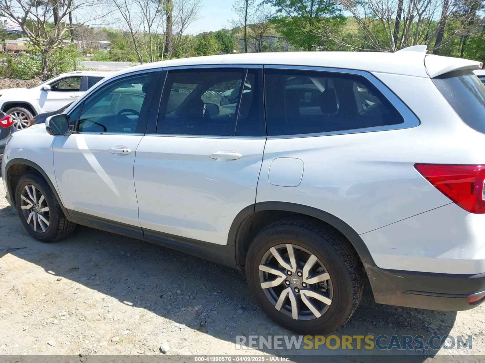 14 fotografías del automóvil dañado 5FNYF6H51NB014258 HONDA PILOT 2022