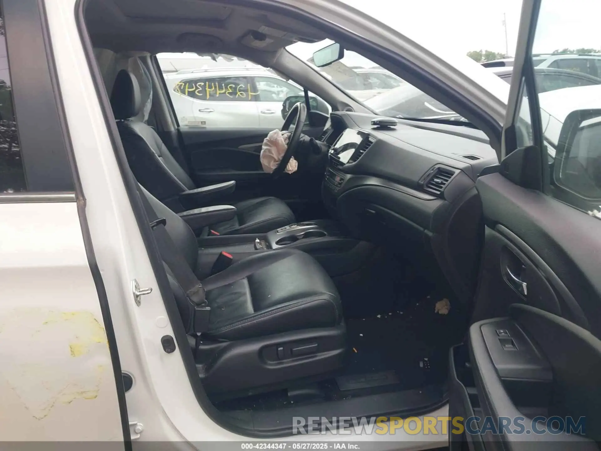 5 fotografías del automóvil dañado 5FNYF6H59NB018137 HONDA PILOT 2022