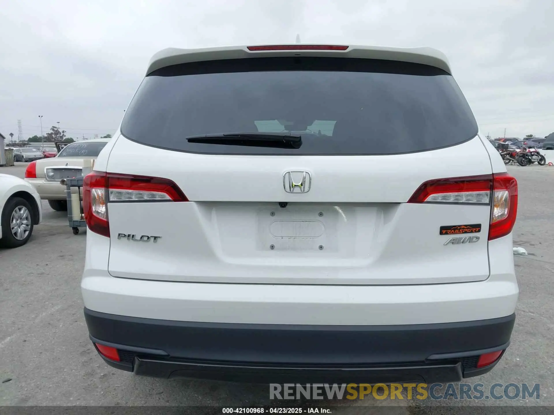 16 fotografías del automóvil dañado 5FNYF6H8XNB082116 HONDA PILOT 2022
