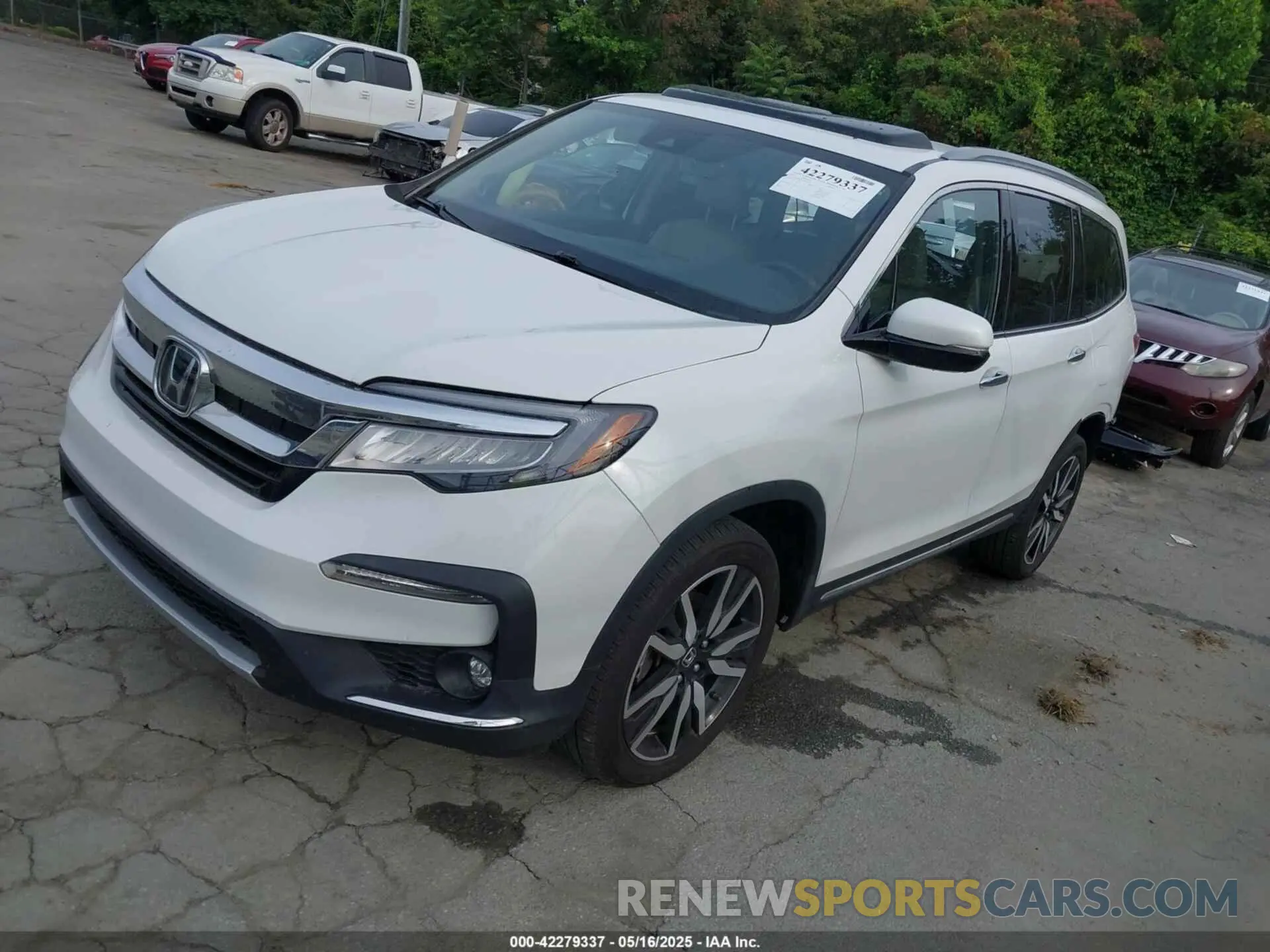 2 fotografías del automóvil dañado 5FNYF6H9XNB016478 HONDA PILOT 2022