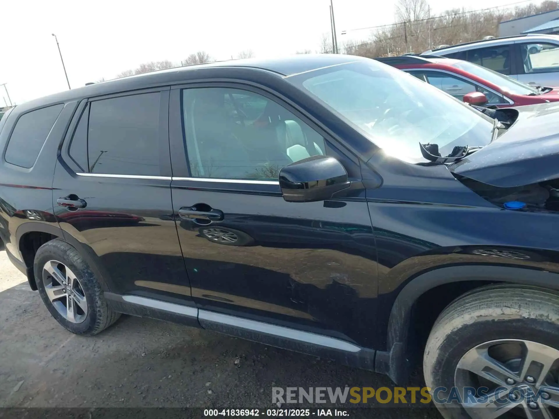 13 fotografías del automóvil dañado 5FNYG1H58PB013515 HONDA PILOT 2023