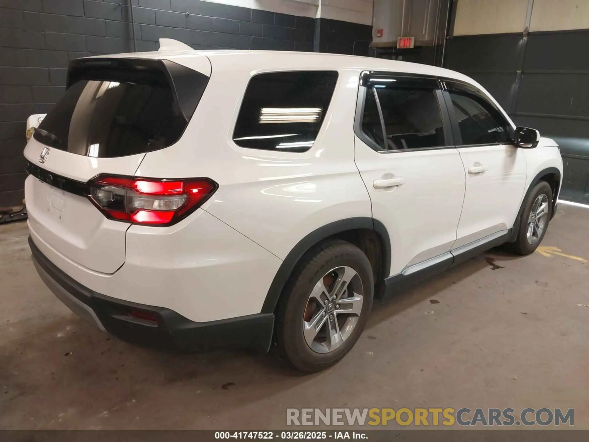 4 fotografías del automóvil dañado 5FNYG1H5XPB043275 HONDA PILOT 2023