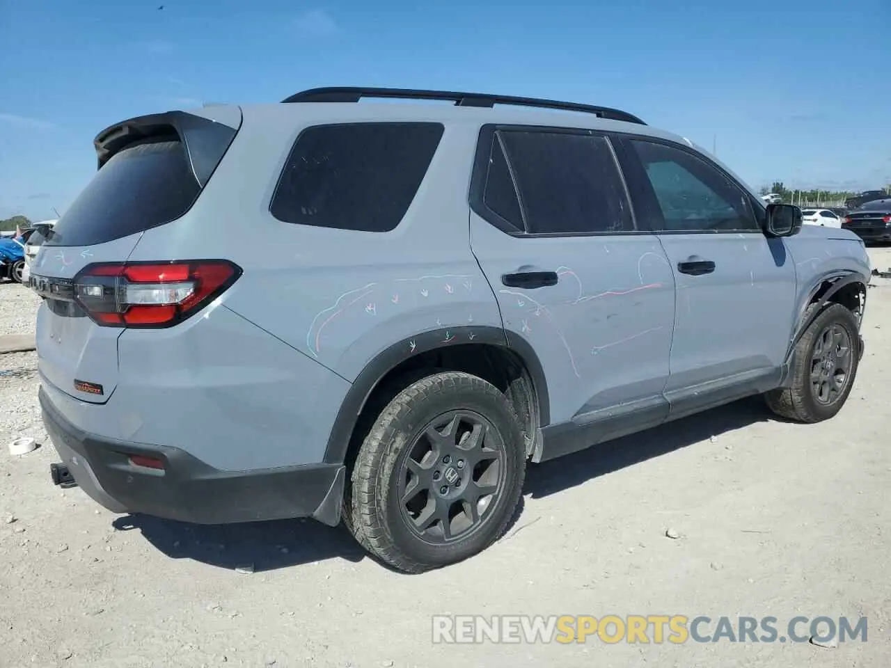 3 fotografías del automóvil dañado 5FNYG1H63PB057270 HONDA PILOT 2023