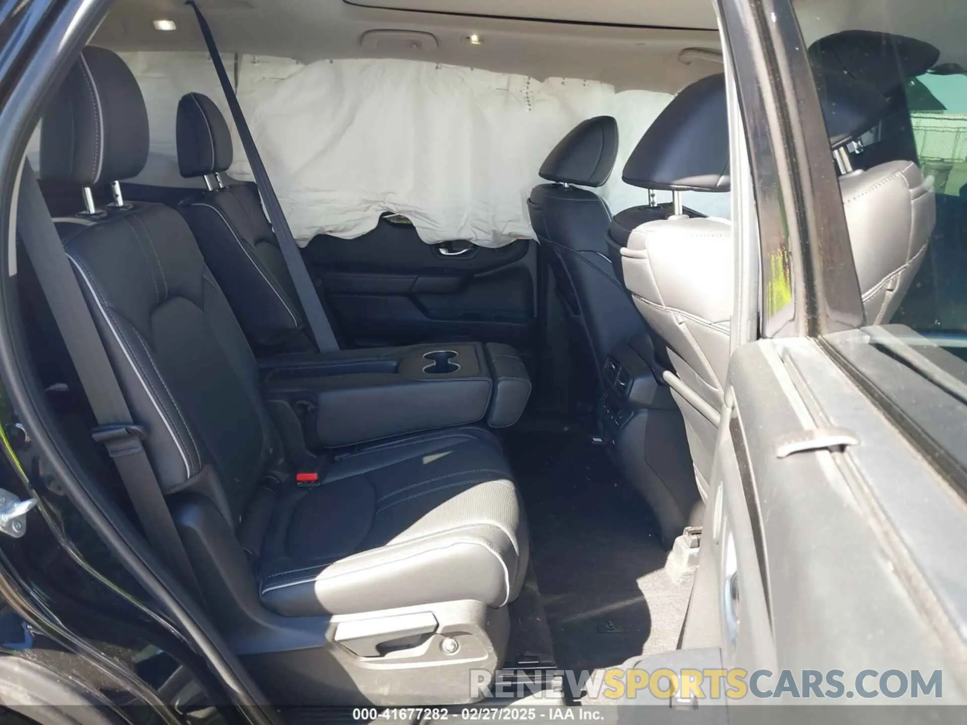 8 fotografías del automóvil dañado 5FNYG1H80PB007959 HONDA PILOT 2023