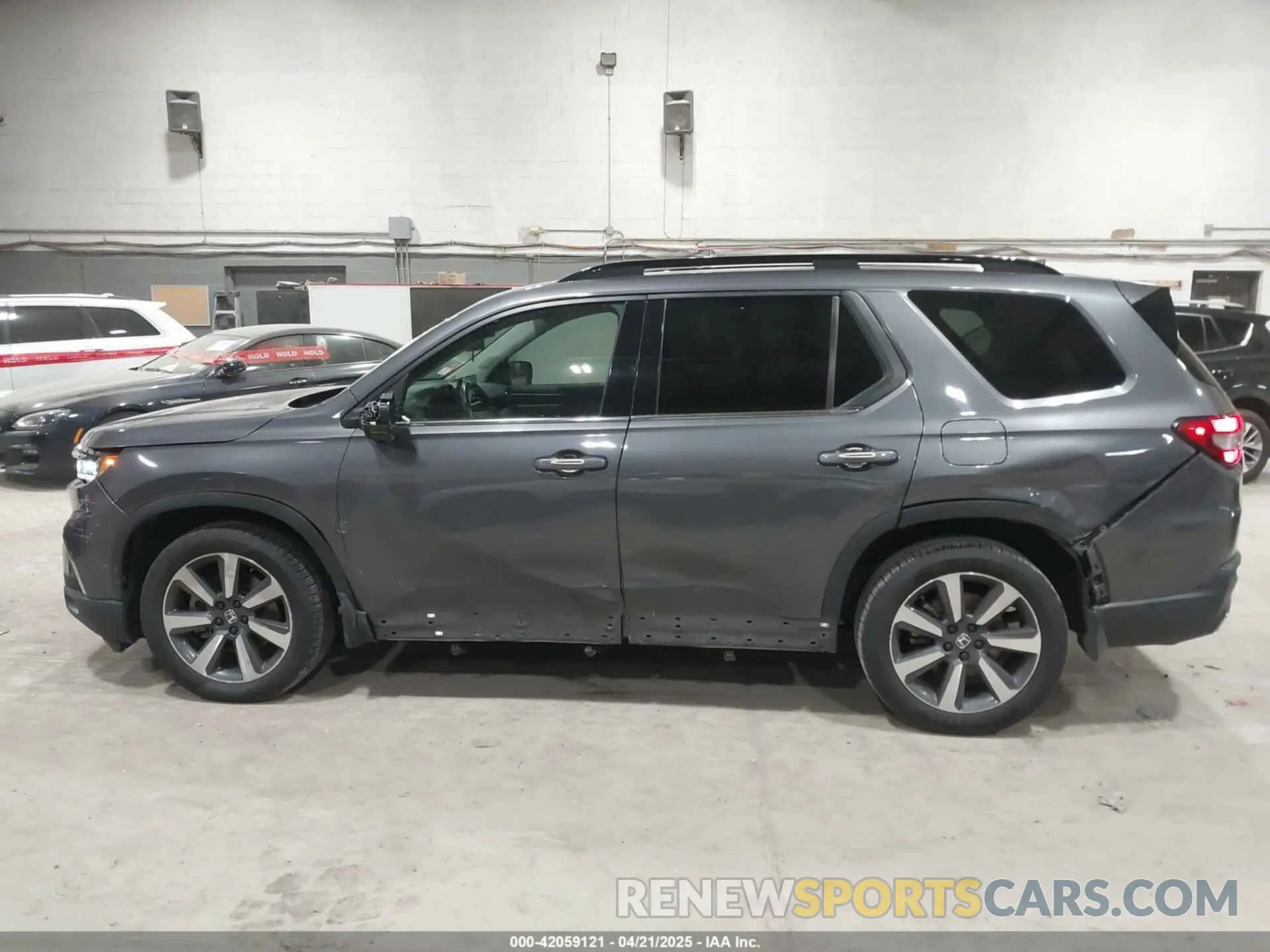 14 fotografías del automóvil dañado 5FNYG1H80PB026995 HONDA PILOT 2023