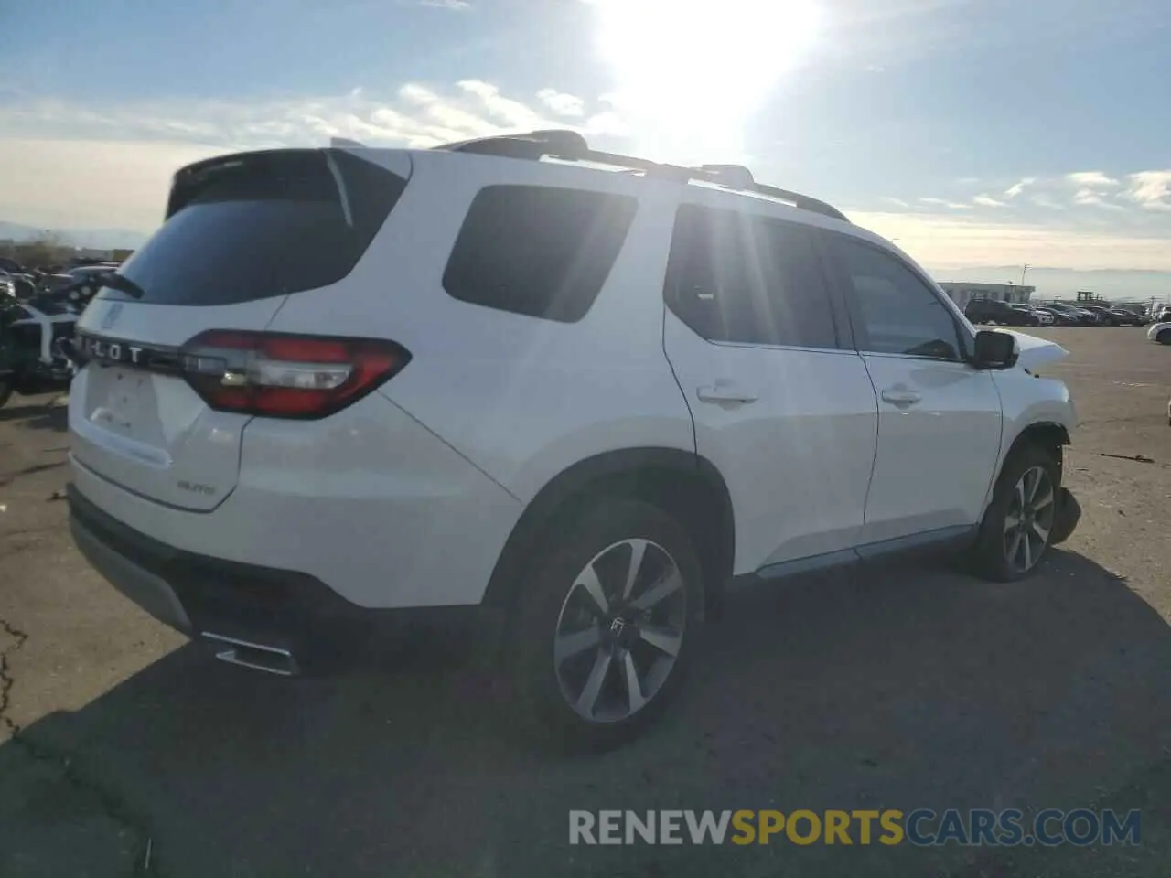 3 fotografías del automóvil dañado 5FNYG1H80PB043716 HONDA PILOT 2023