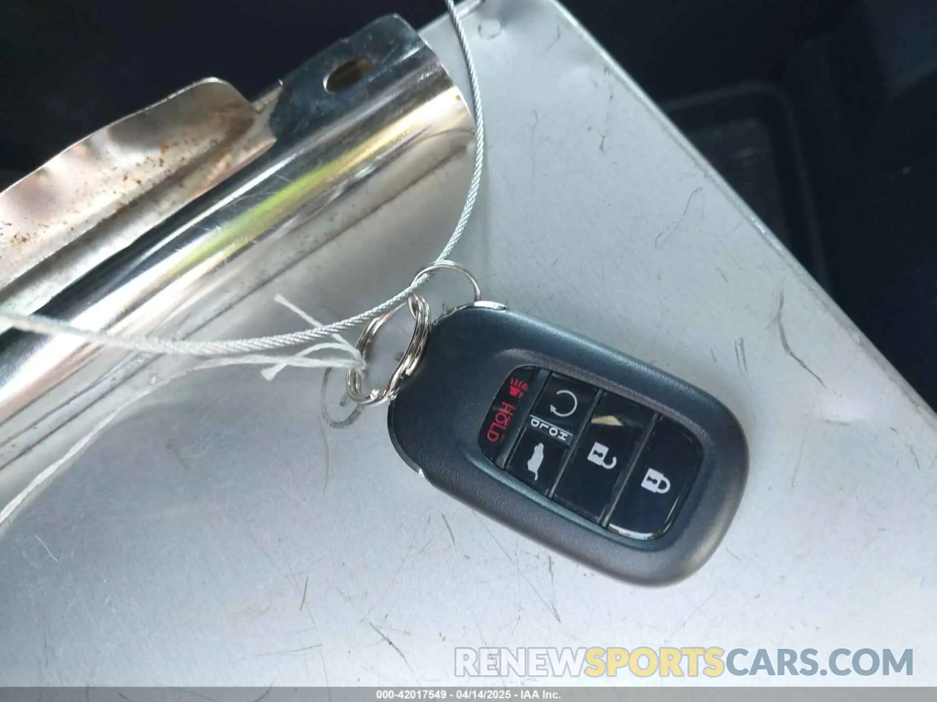 11 fotografías del automóvil dañado 5FNYG1H85PB035840 HONDA PILOT 2023