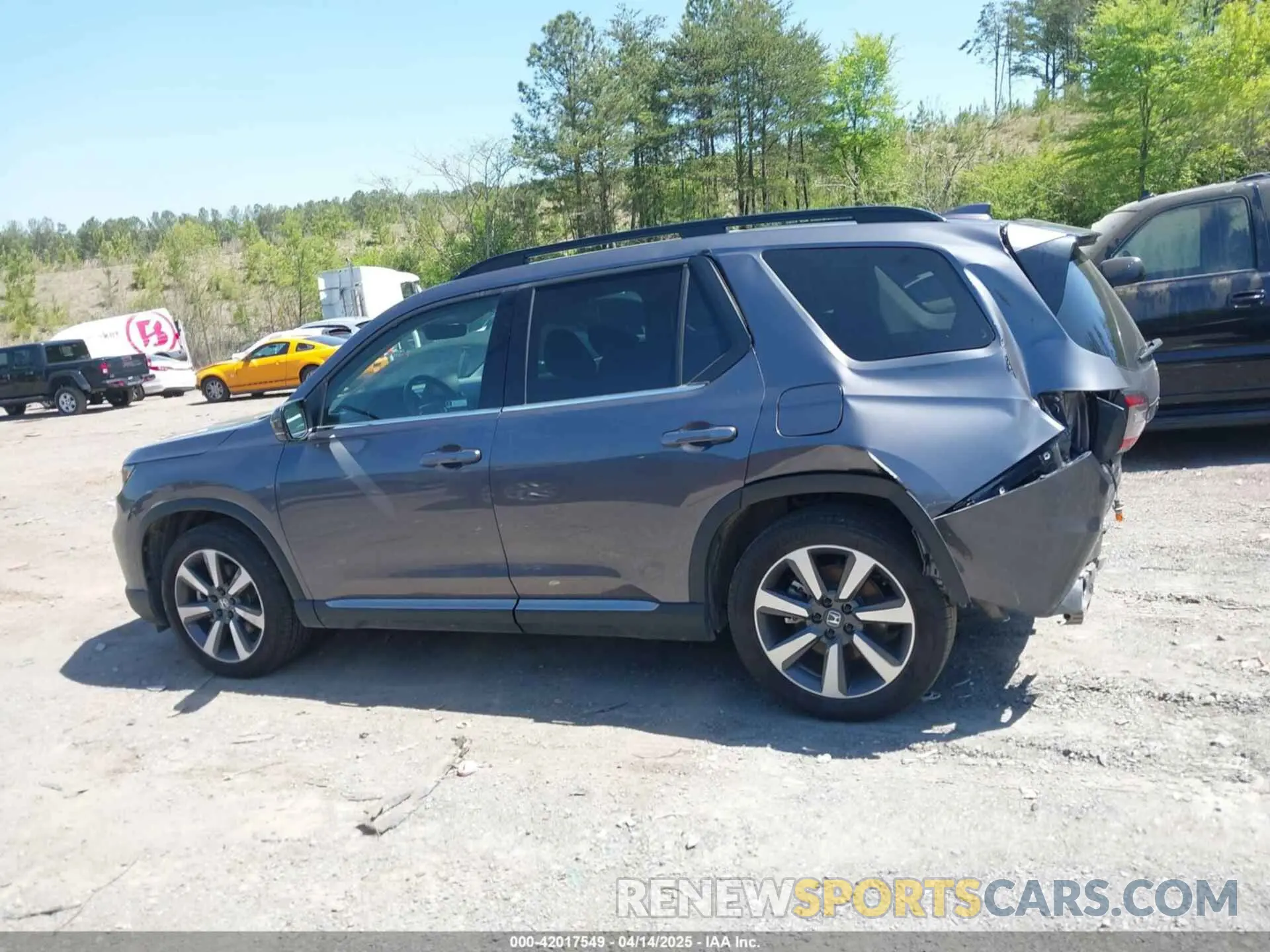 14 fotografías del automóvil dañado 5FNYG1H85PB035840 HONDA PILOT 2023