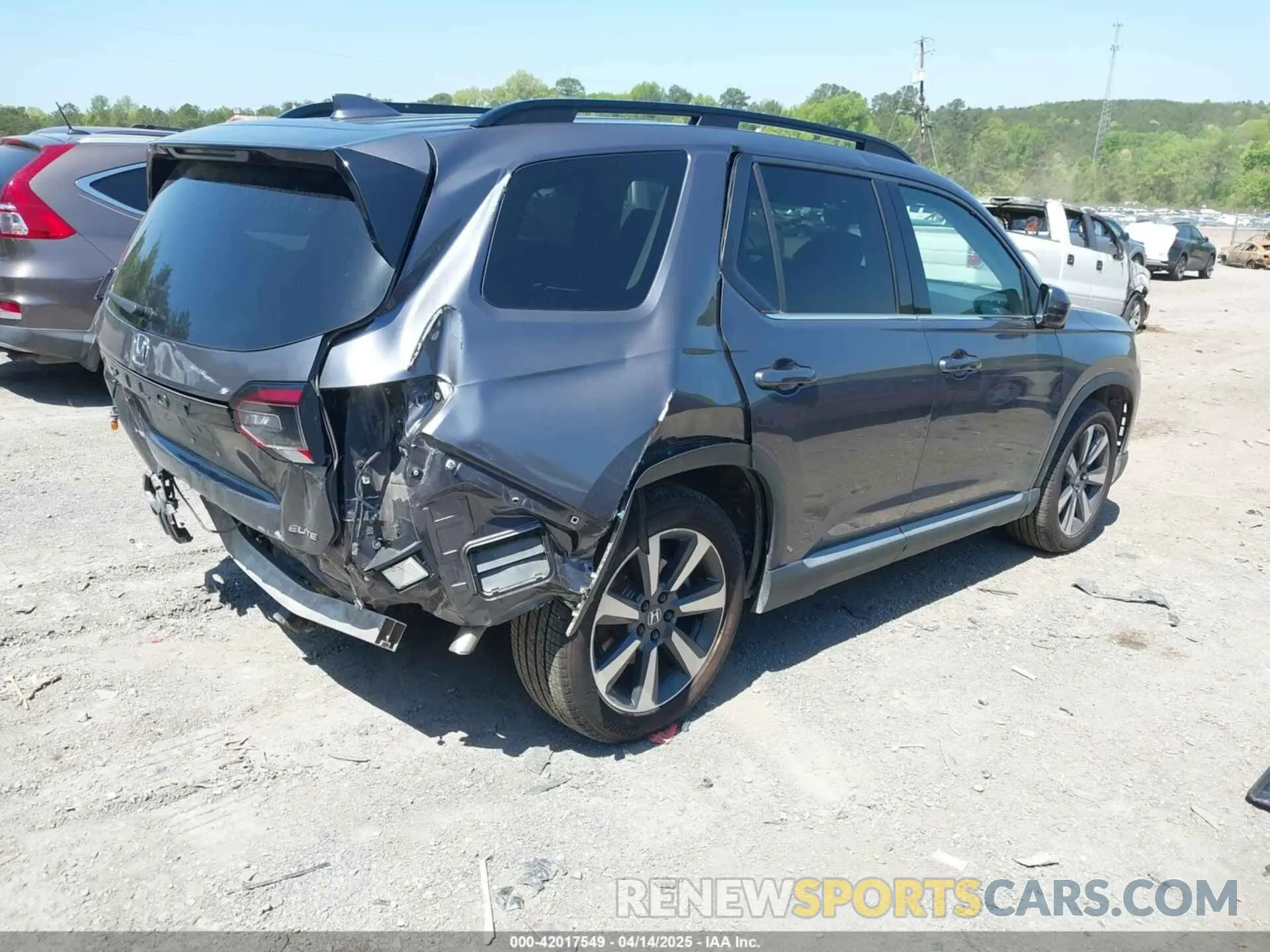 4 fotografías del automóvil dañado 5FNYG1H85PB035840 HONDA PILOT 2023