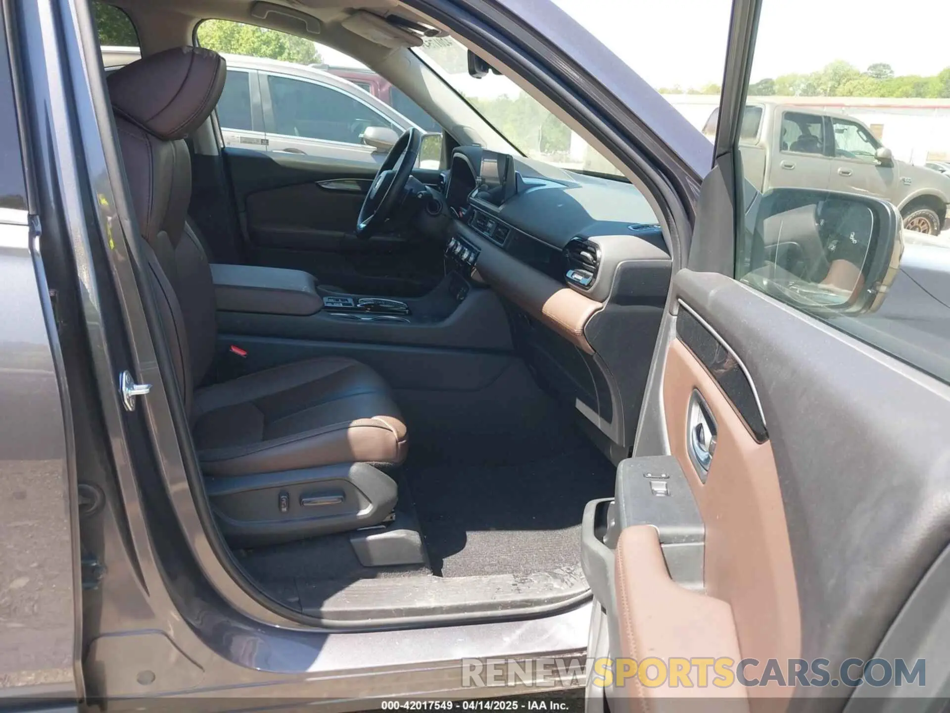 5 fotografías del automóvil dañado 5FNYG1H85PB035840 HONDA PILOT 2023
