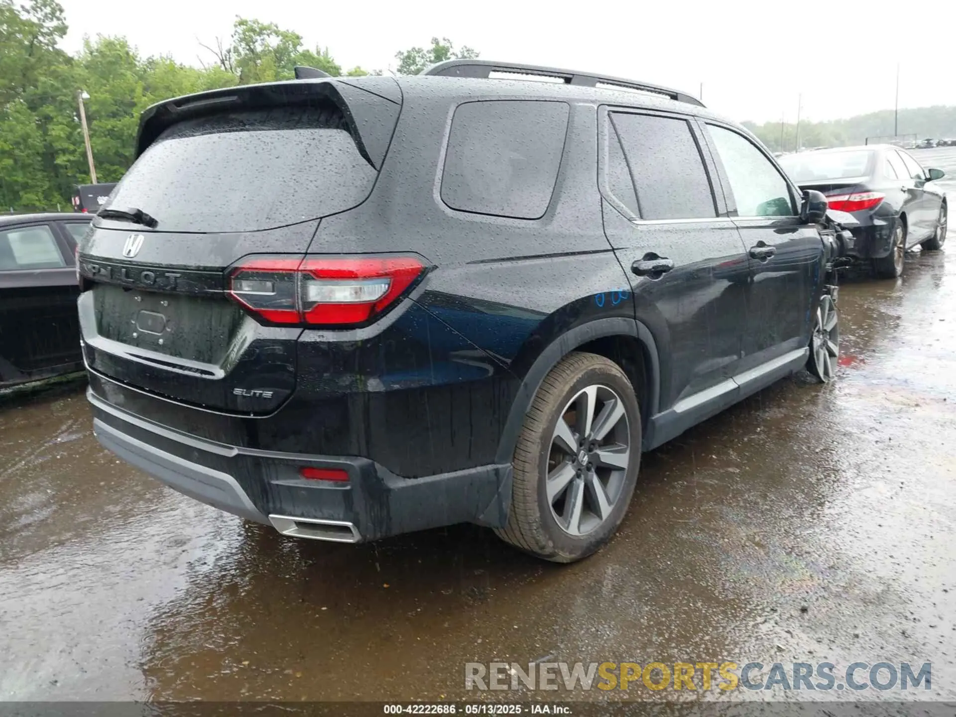 4 fotografías del automóvil dañado 5FNYG1H87PB040148 HONDA PILOT 2023