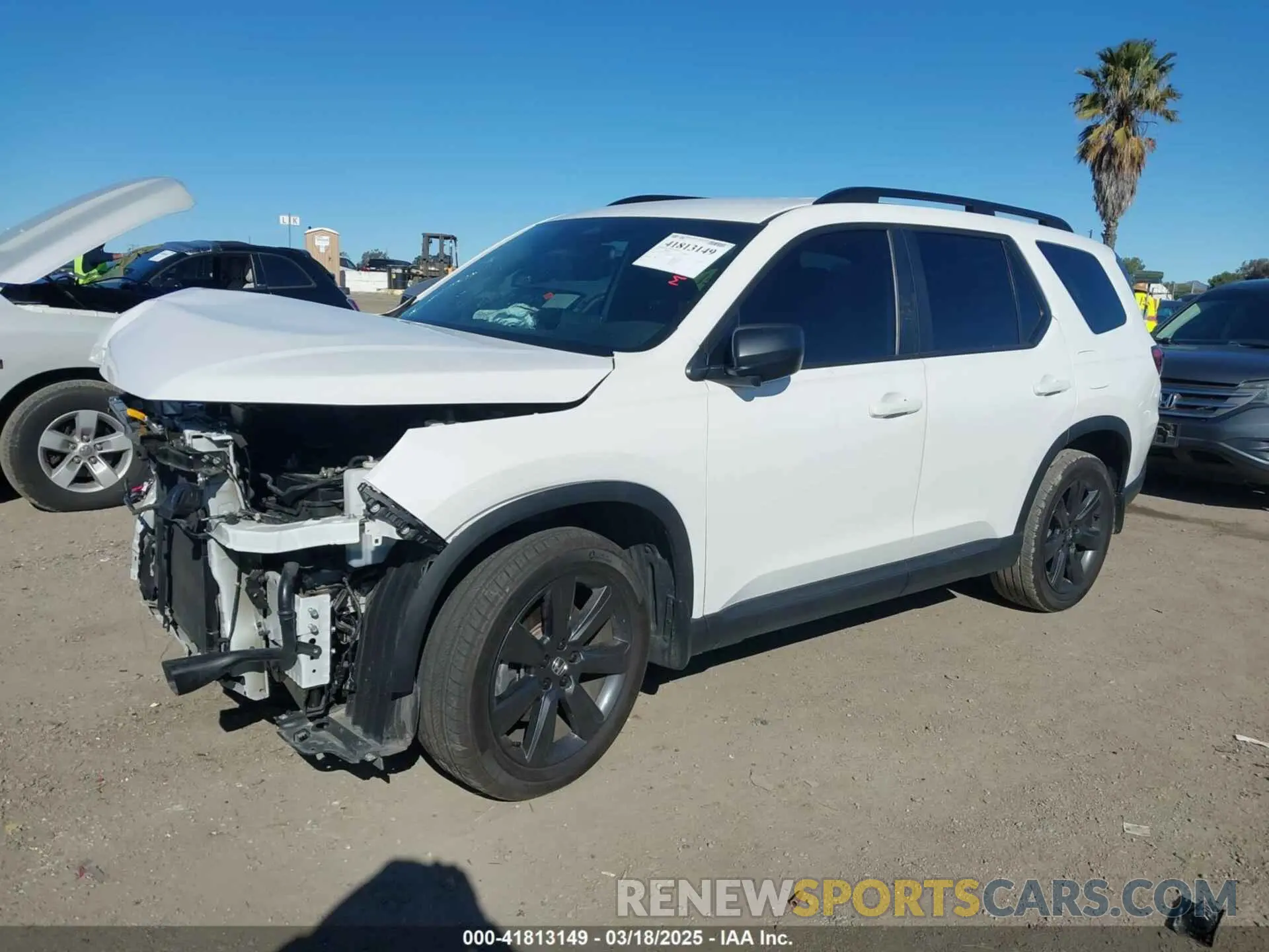 15 fotografías del automóvil dañado 5FNYG2H30PB012041 HONDA PILOT 2023