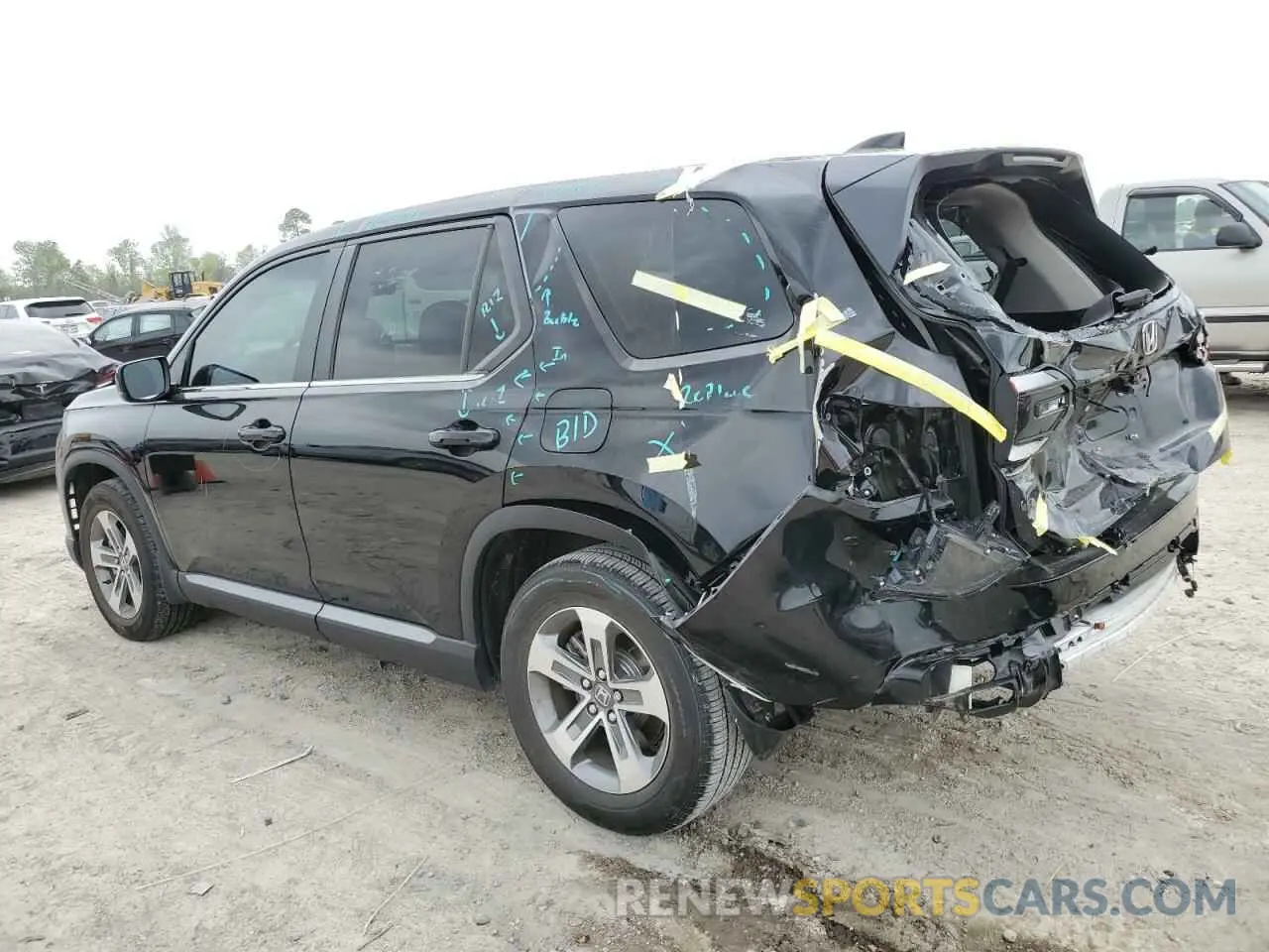 2 fotografías del automóvil dañado 5FNYG2H40PB012310 HONDA PILOT 2023
