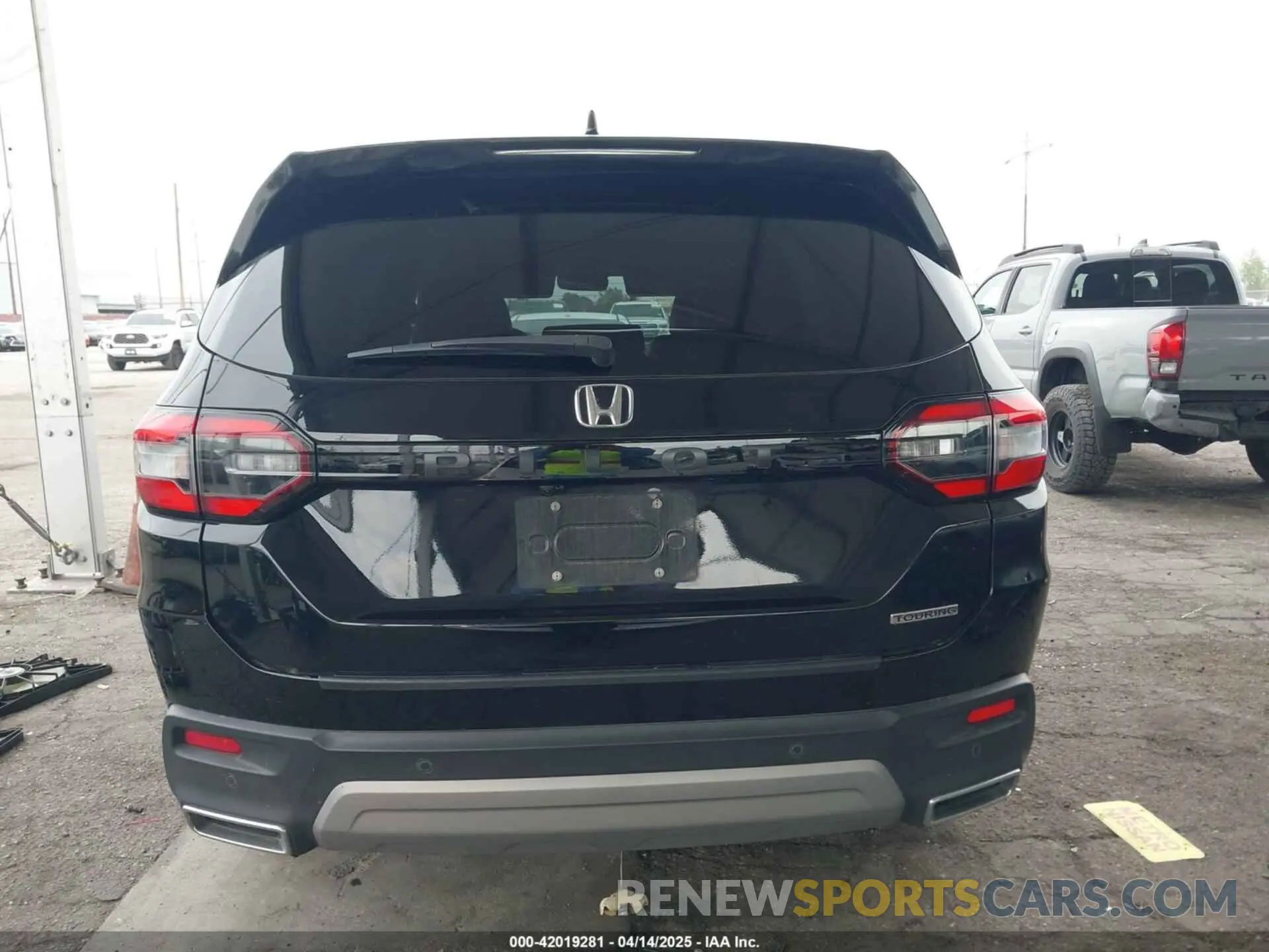 17 fotografías del automóvil dañado 5FNYG2H78PB006622 HONDA PILOT 2023