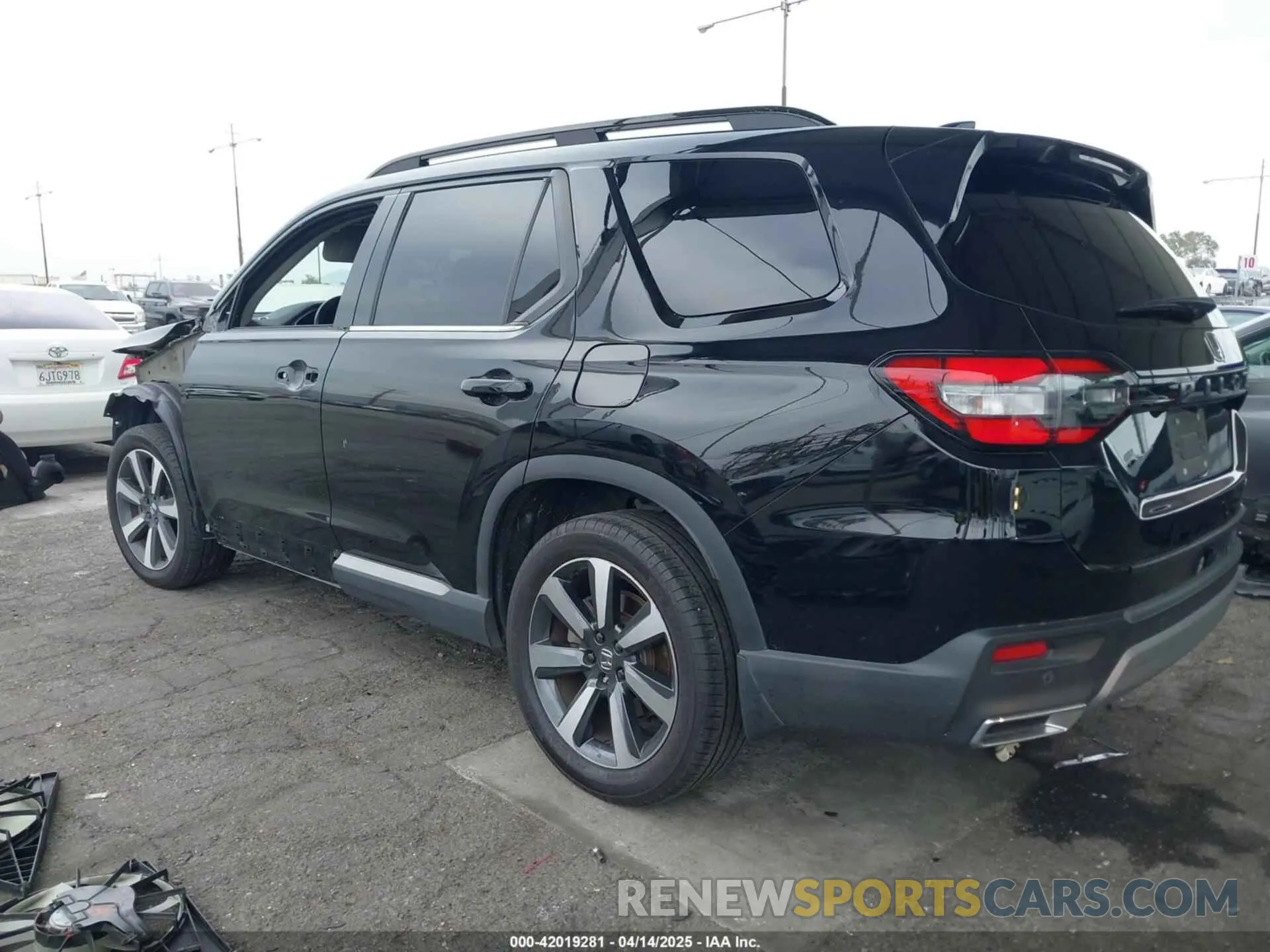 3 fotografías del automóvil dañado 5FNYG2H78PB006622 HONDA PILOT 2023
