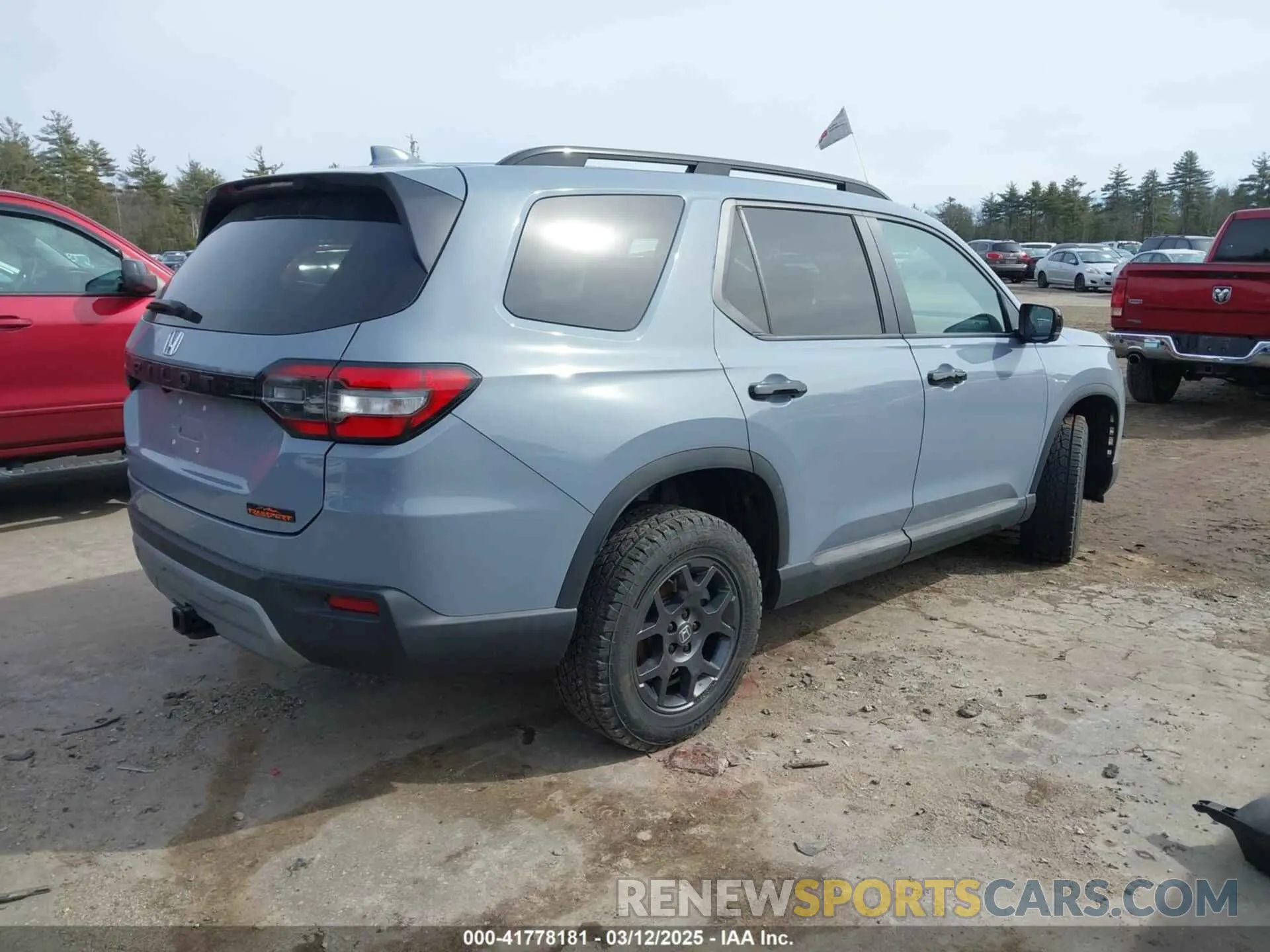 4 fotografías del automóvil dañado 5FNYG1H63RB010288 HONDA PILOT 2024