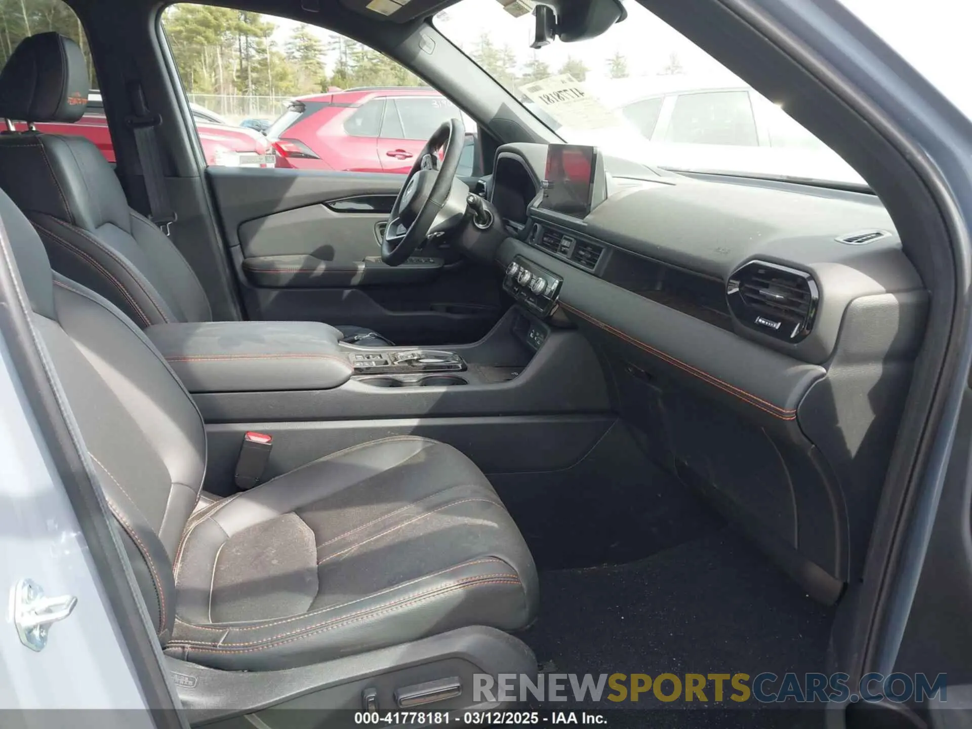 5 fotografías del automóvil dañado 5FNYG1H63RB010288 HONDA PILOT 2024