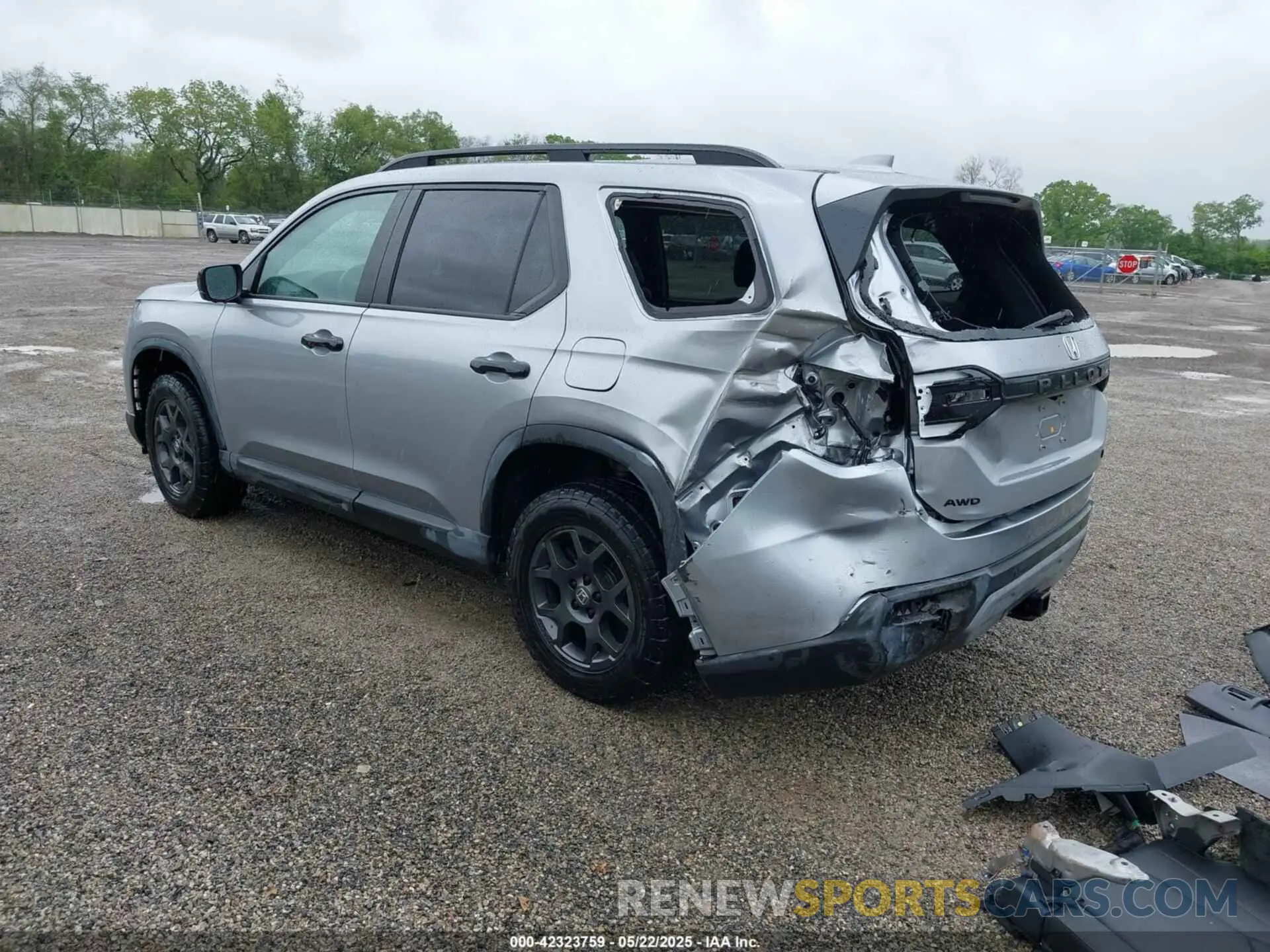 3 fotografías del automóvil dañado 5FNYG1H63RB039600 HONDA PILOT 2024