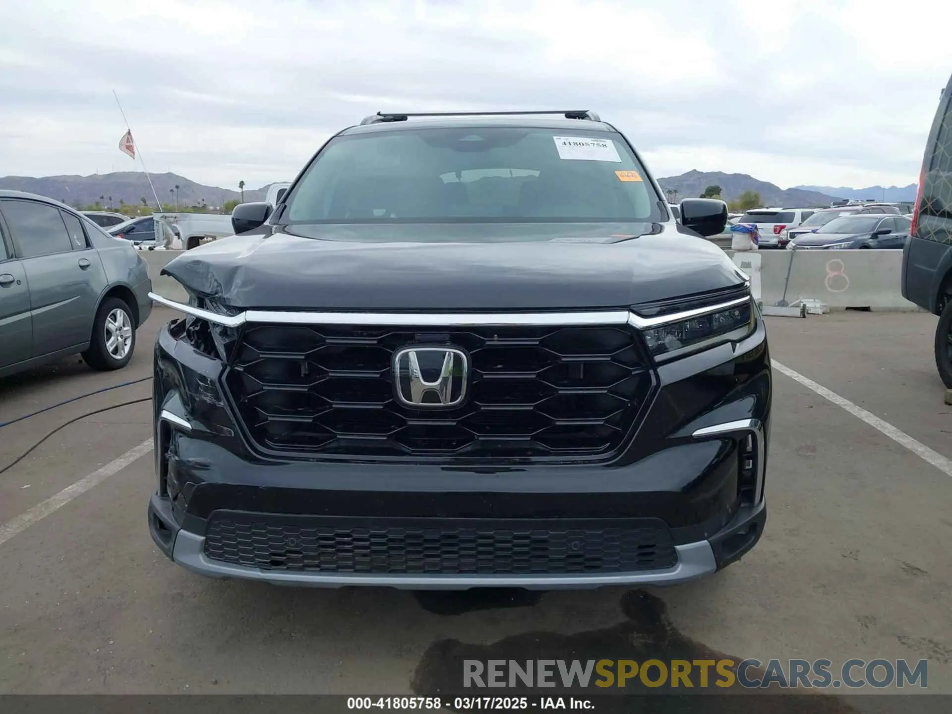 12 fotografías del automóvil dañado 5FNYG1H70RB032368 HONDA PILOT 2024