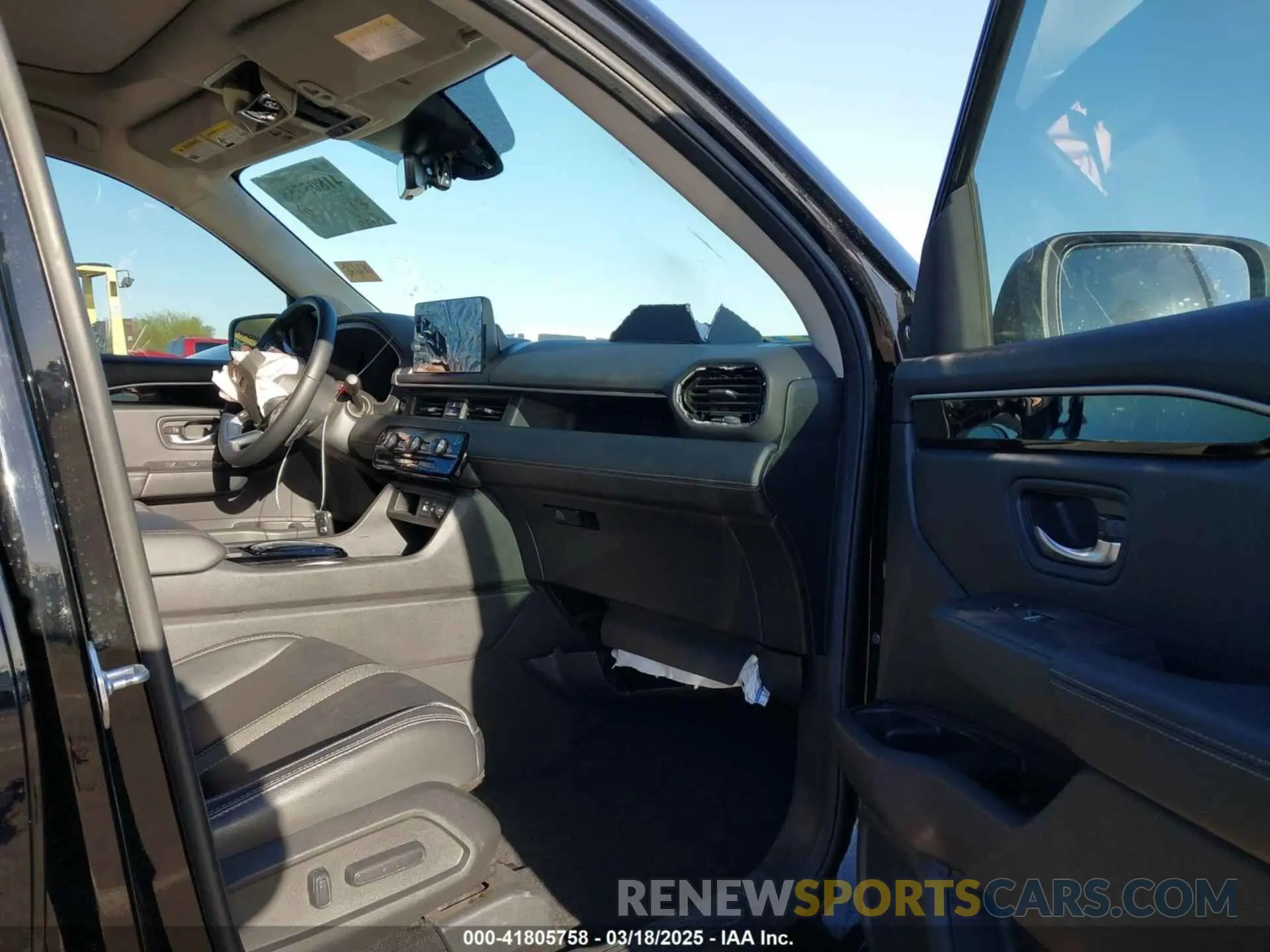 5 fotografías del automóvil dañado 5FNYG1H70RB032368 HONDA PILOT 2024