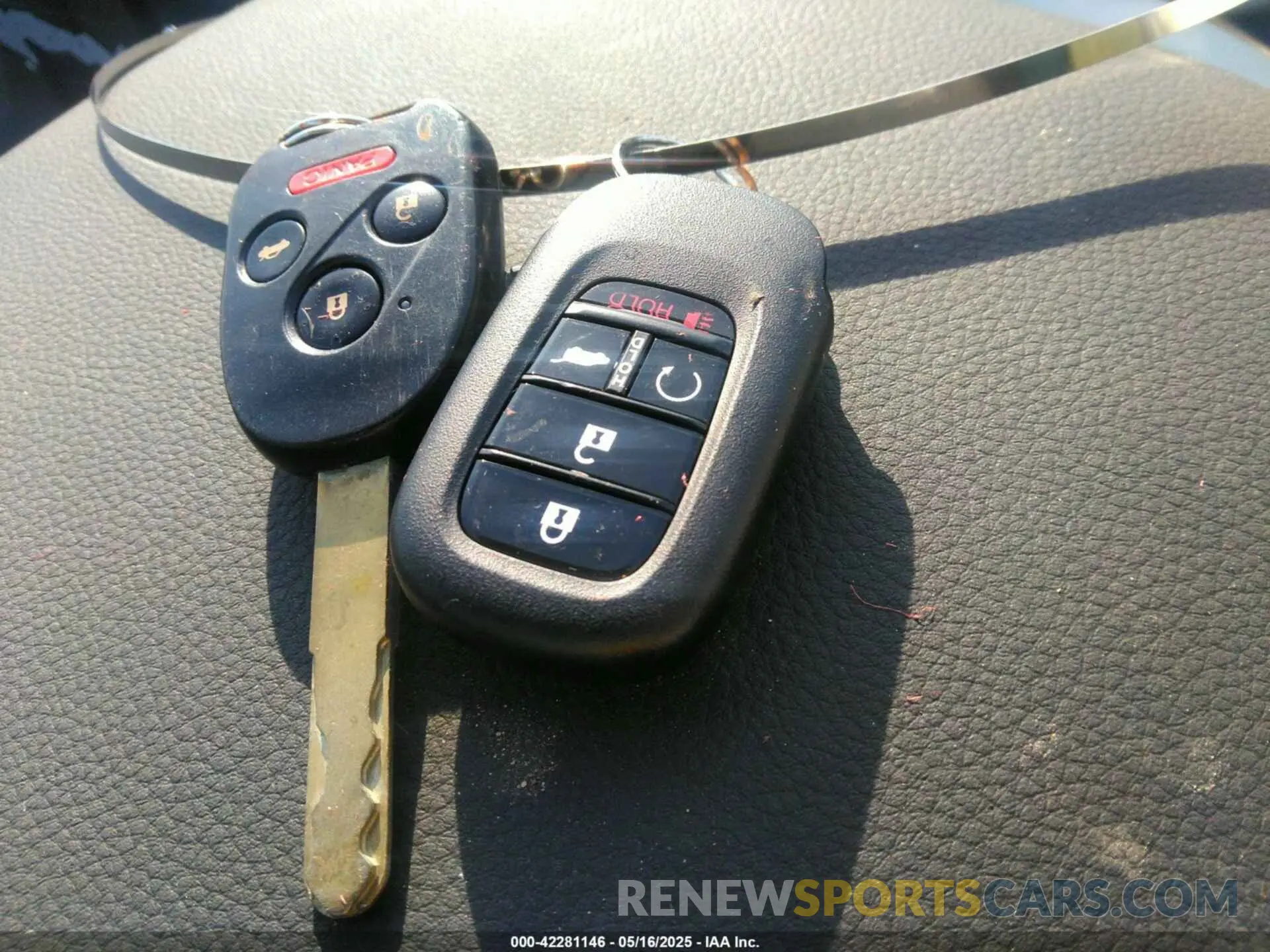 11 fotografías del automóvil dañado 5FNYG1H70RB038106 HONDA PILOT 2024