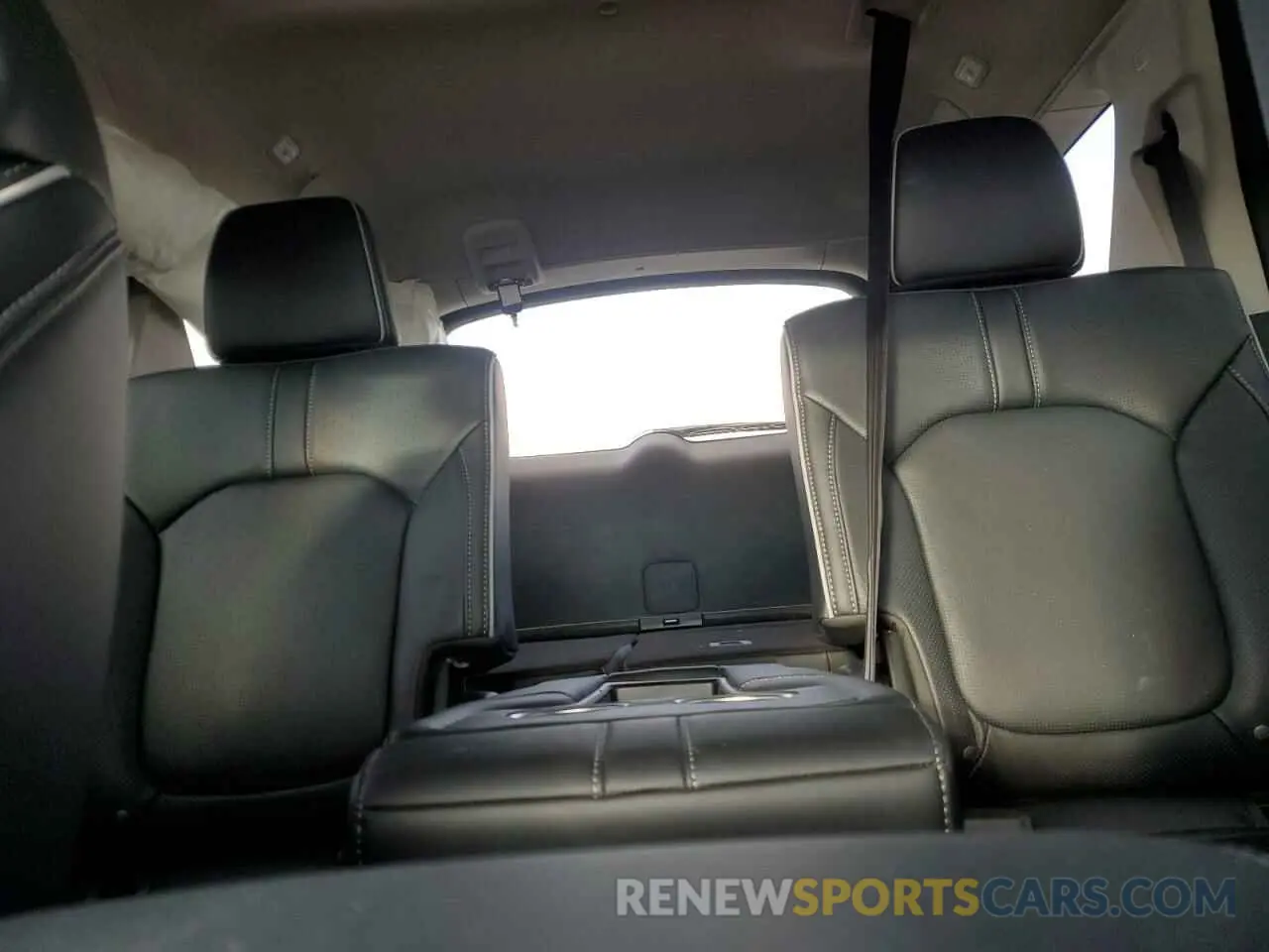 10 fotografías del automóvil dañado 5FNYG1H89RB026674 HONDA PILOT 2024